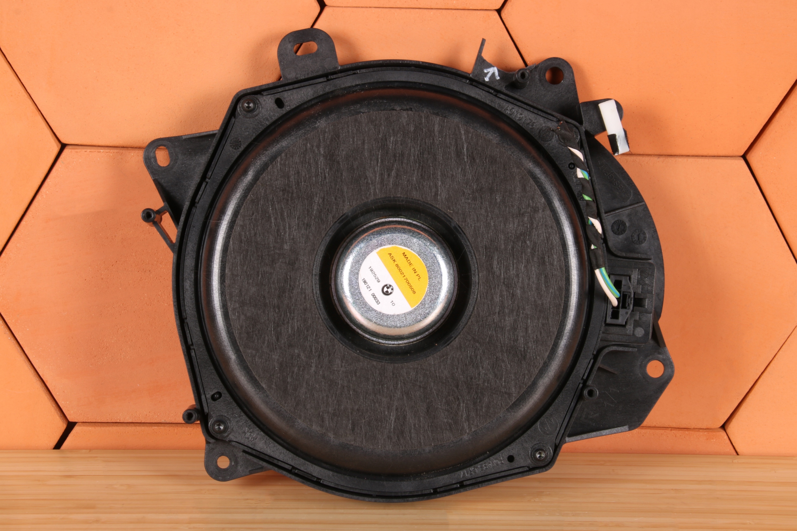 BMW iX I20 speaker NISKOTONOWY BASOWY CENTRALNY right 9441908