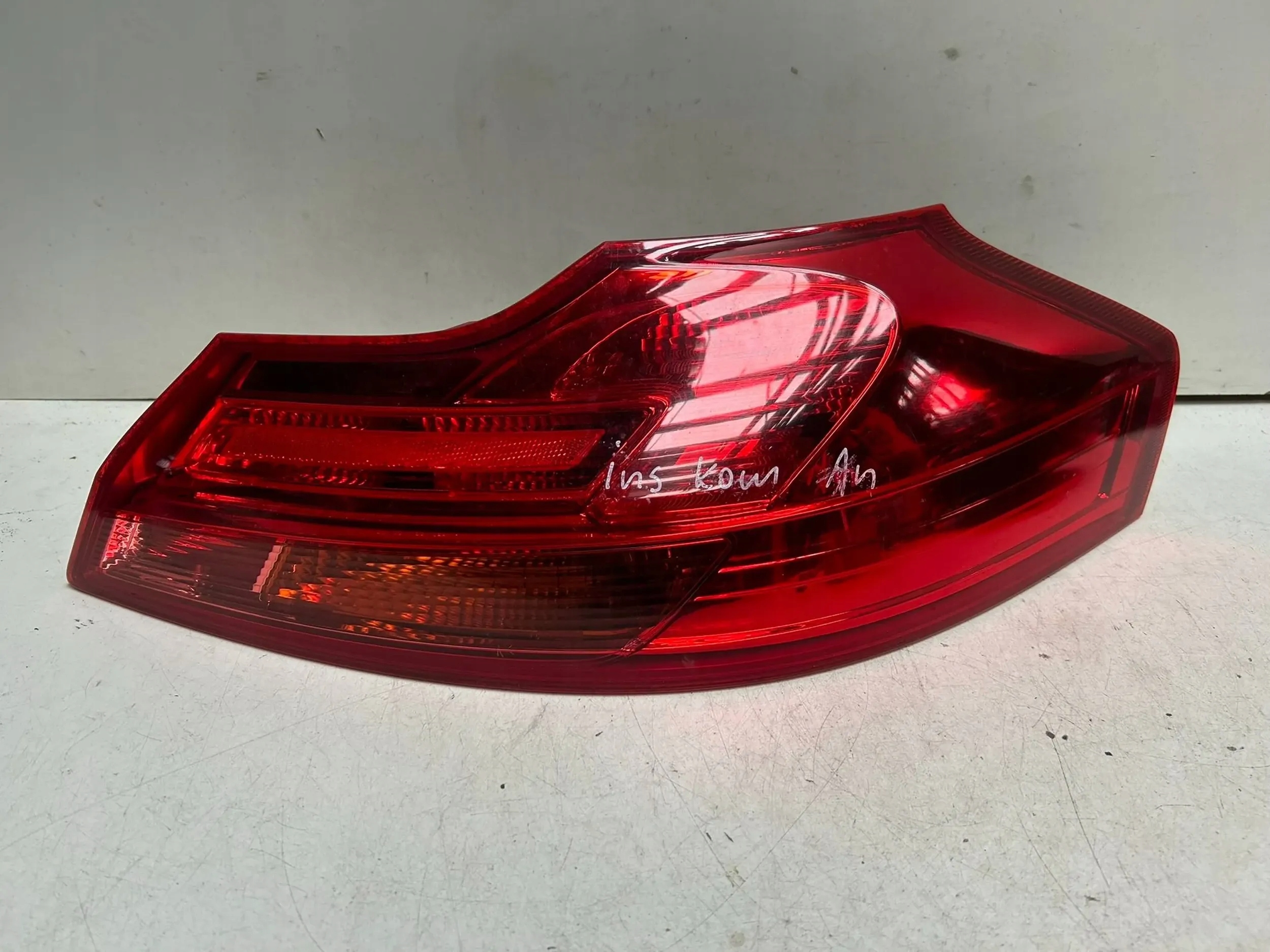 Lampa tył lewy Opel Insignia A kombi