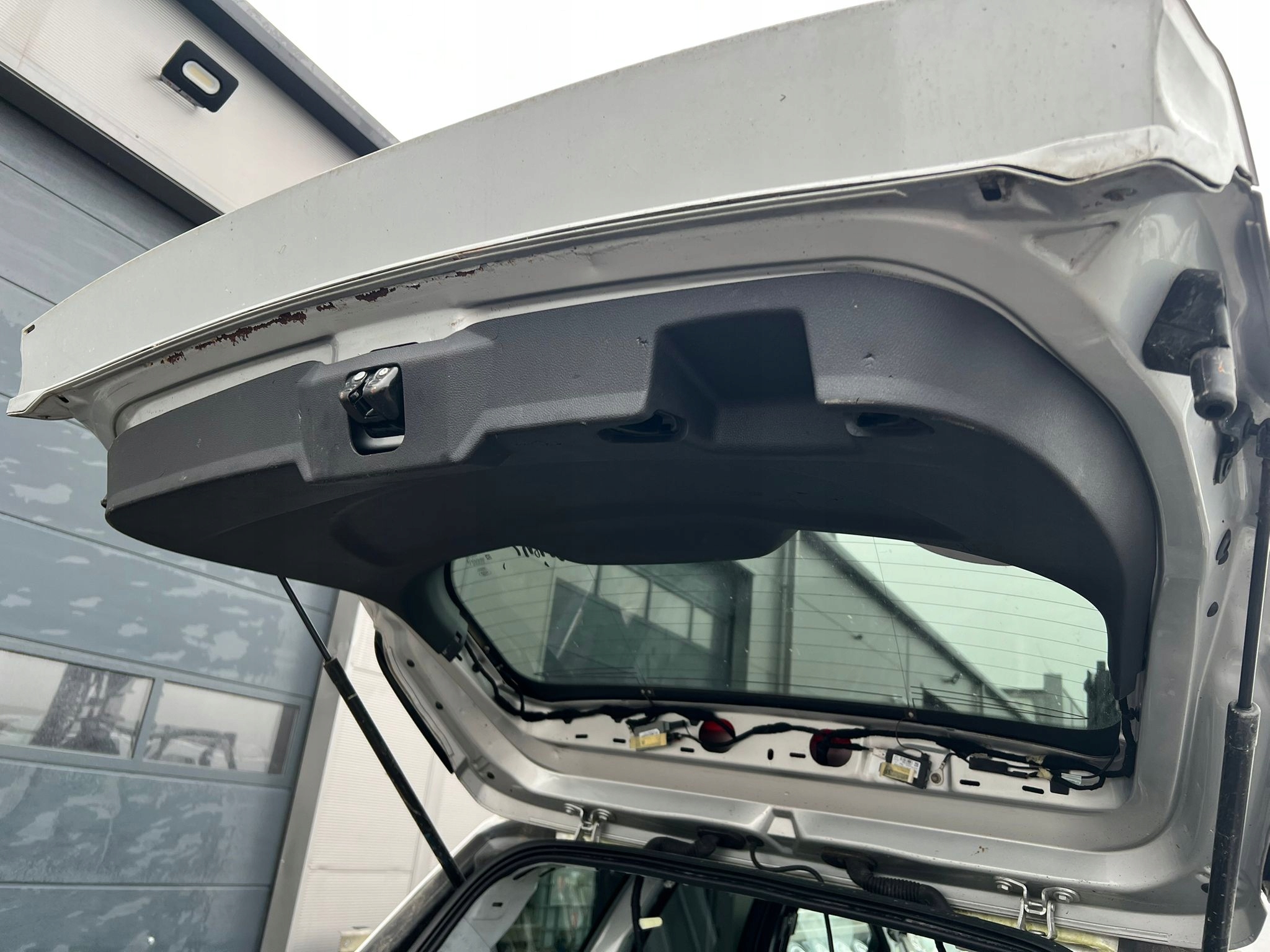 FORD KUGA II MK2 rear trunk door boot colour Moondust Silver (Metallic)