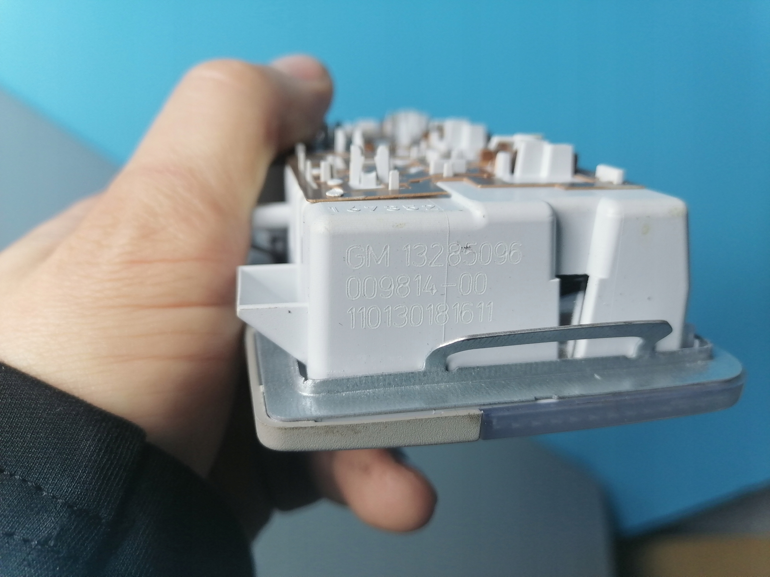 light oswietlenie cabs Opel MERIVA b 13285096