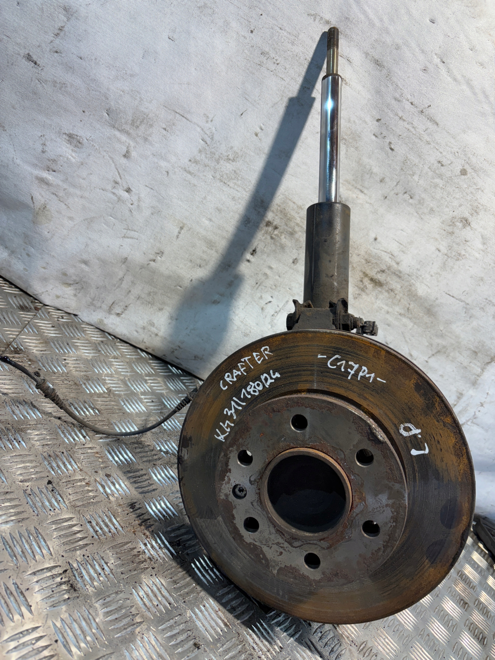 shock absorber swing left front Volkswagen Crafter and 2,5TDI