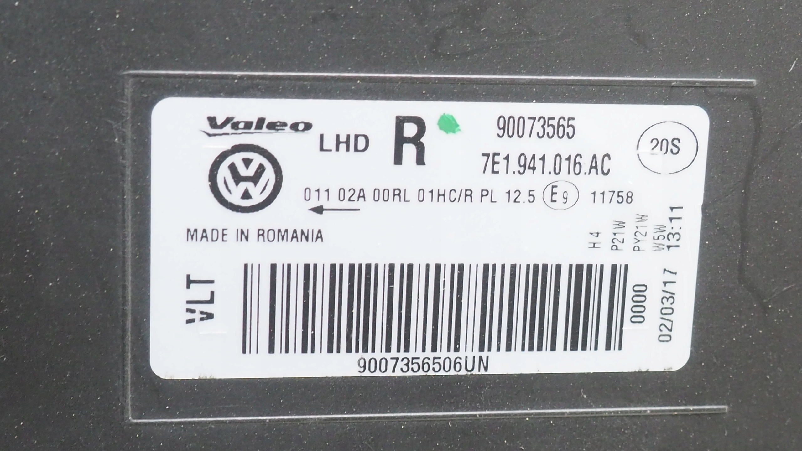 VW T6 light right front 7E1941016AC
