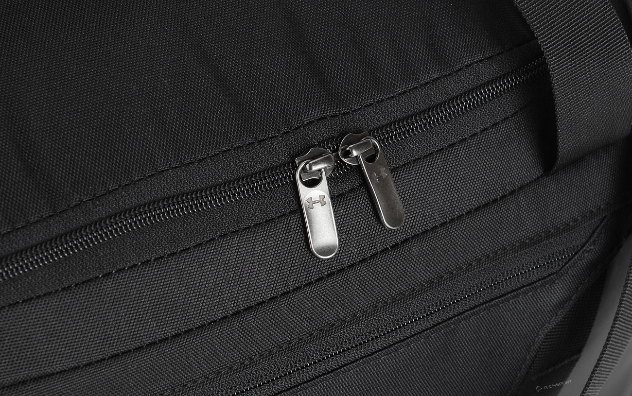 UNDER ARMOUR TORBA SPORTOWA rozm L poj. 101L Marka Under Armour