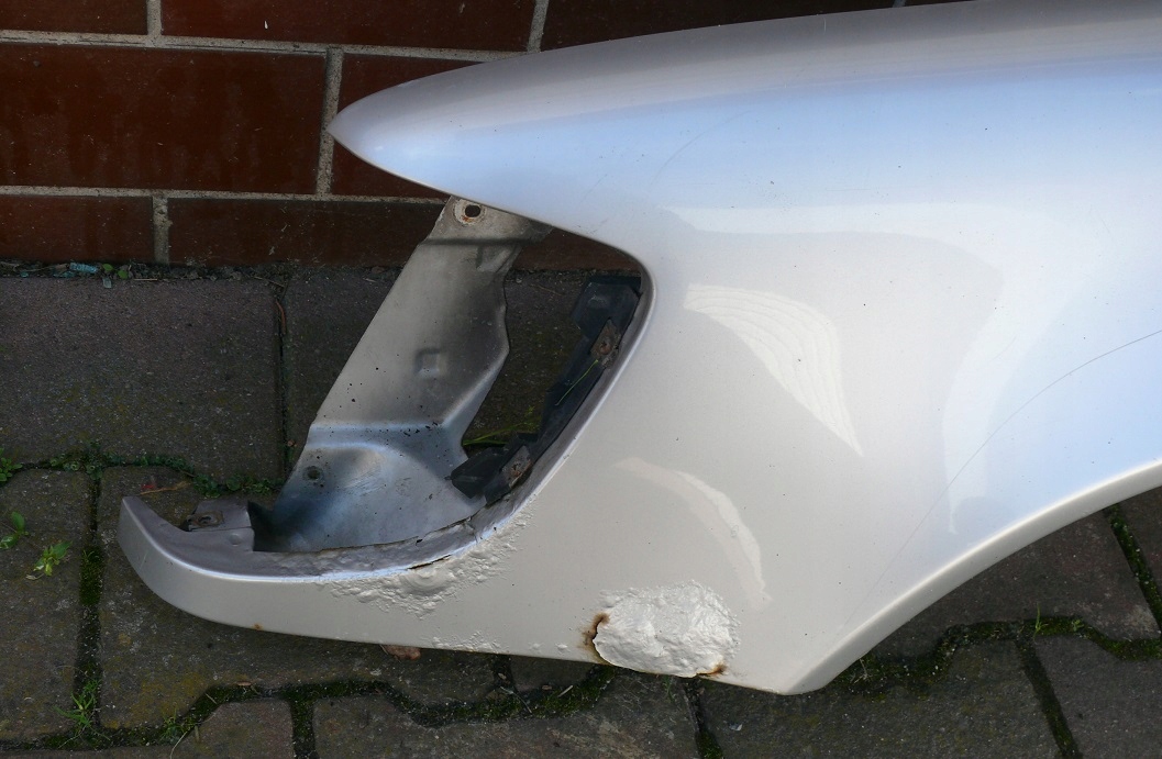 fender left front MERCEDES W140 S-KLASA ORYG!