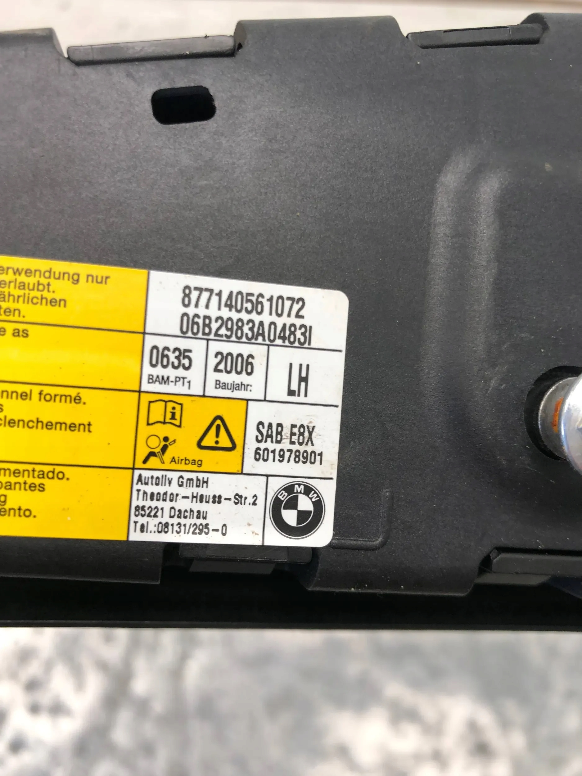 airbag airbag seat left front BMW E87 877140561072