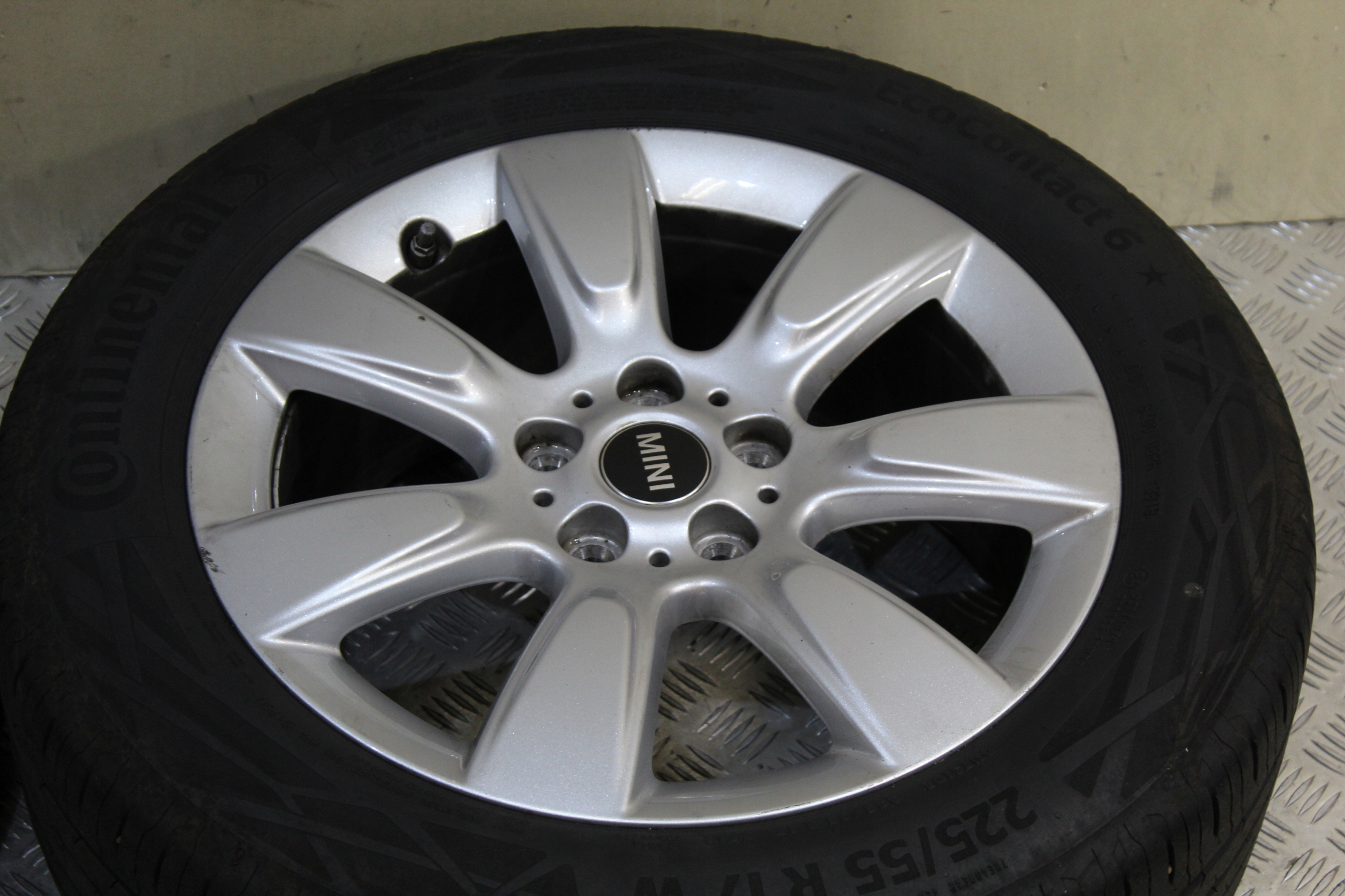 wheels discs disc 225/55 R17 COUNTRYMAN SE F60