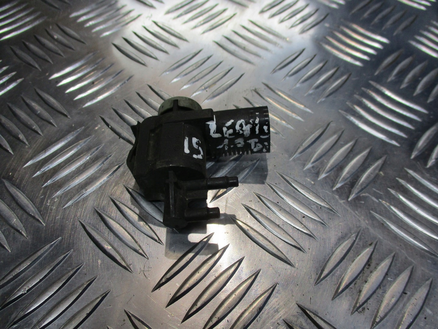 seat 1J0906283C клапан давления