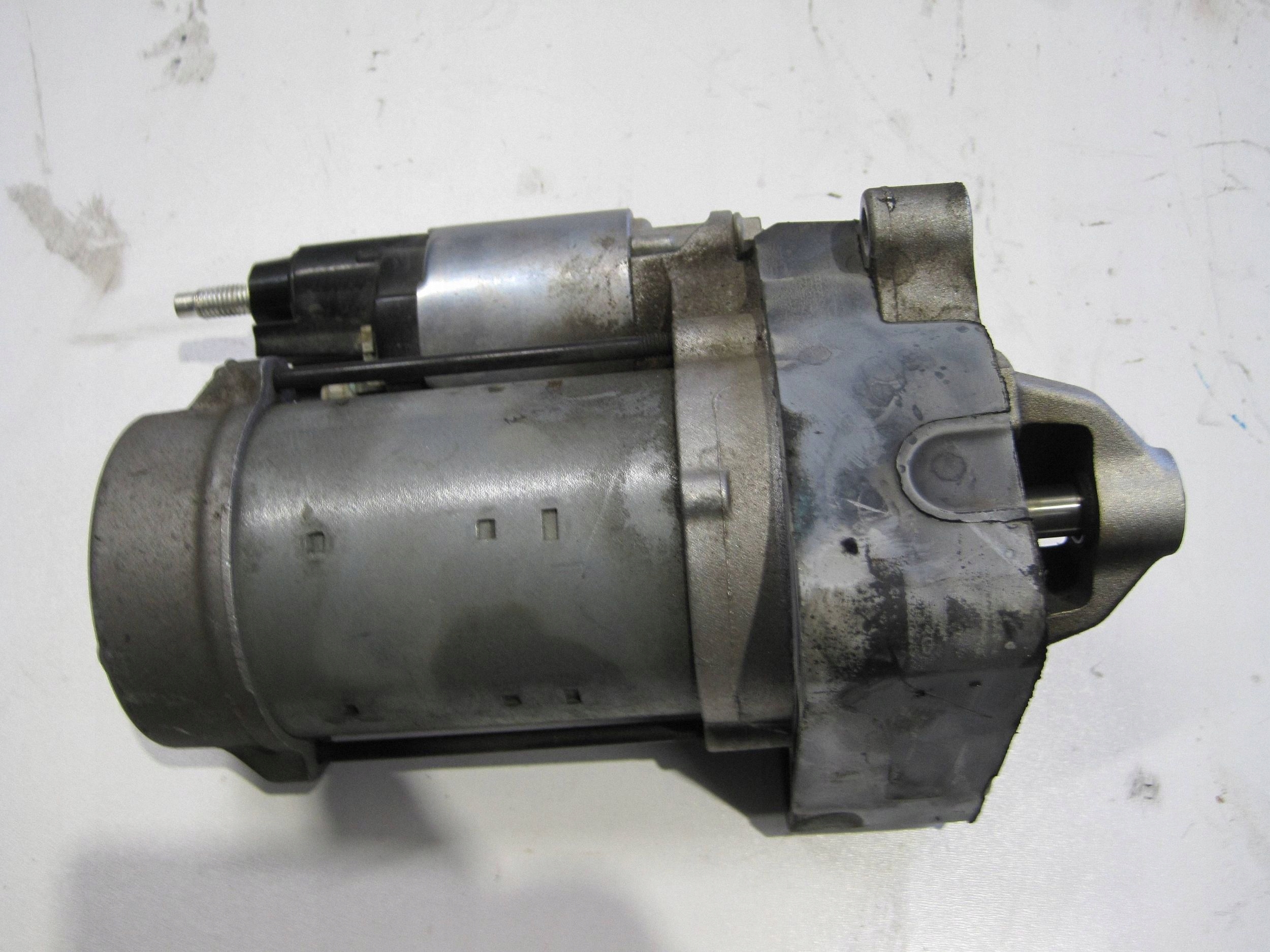 starter BMW 1 F40 8580390 M 135i