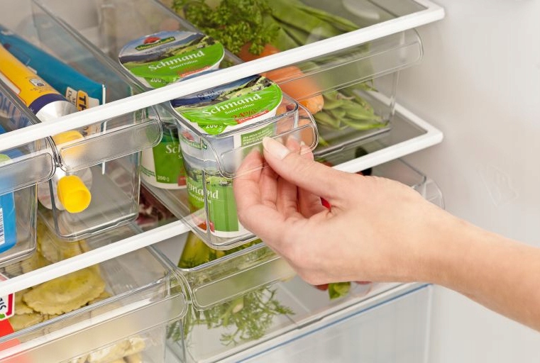 ROTHO LOFT M ORGANIZER POJEMNIK DO LODÓWKI Linia LOFT