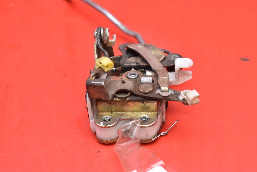 lock door left front front EU DAEWOO MUSSO FJ LIFT 99-02