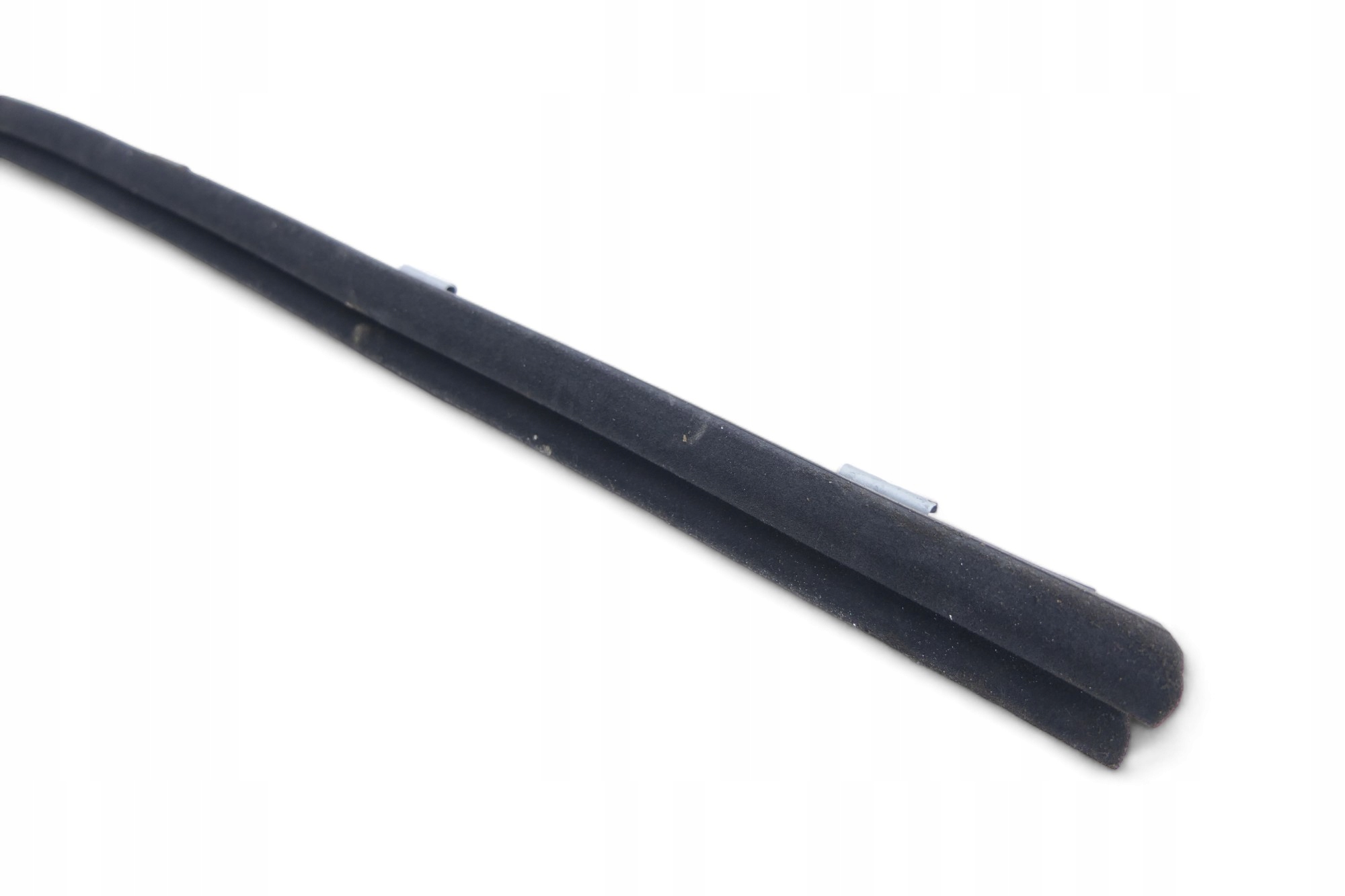 inner gasket windows left rear part LAND ROVER DISCOVERY V HY32-21434