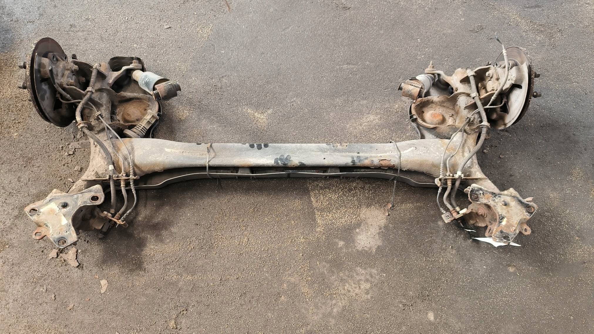 träger / Achsträger heck RENAULT MEGANE SCENIC III