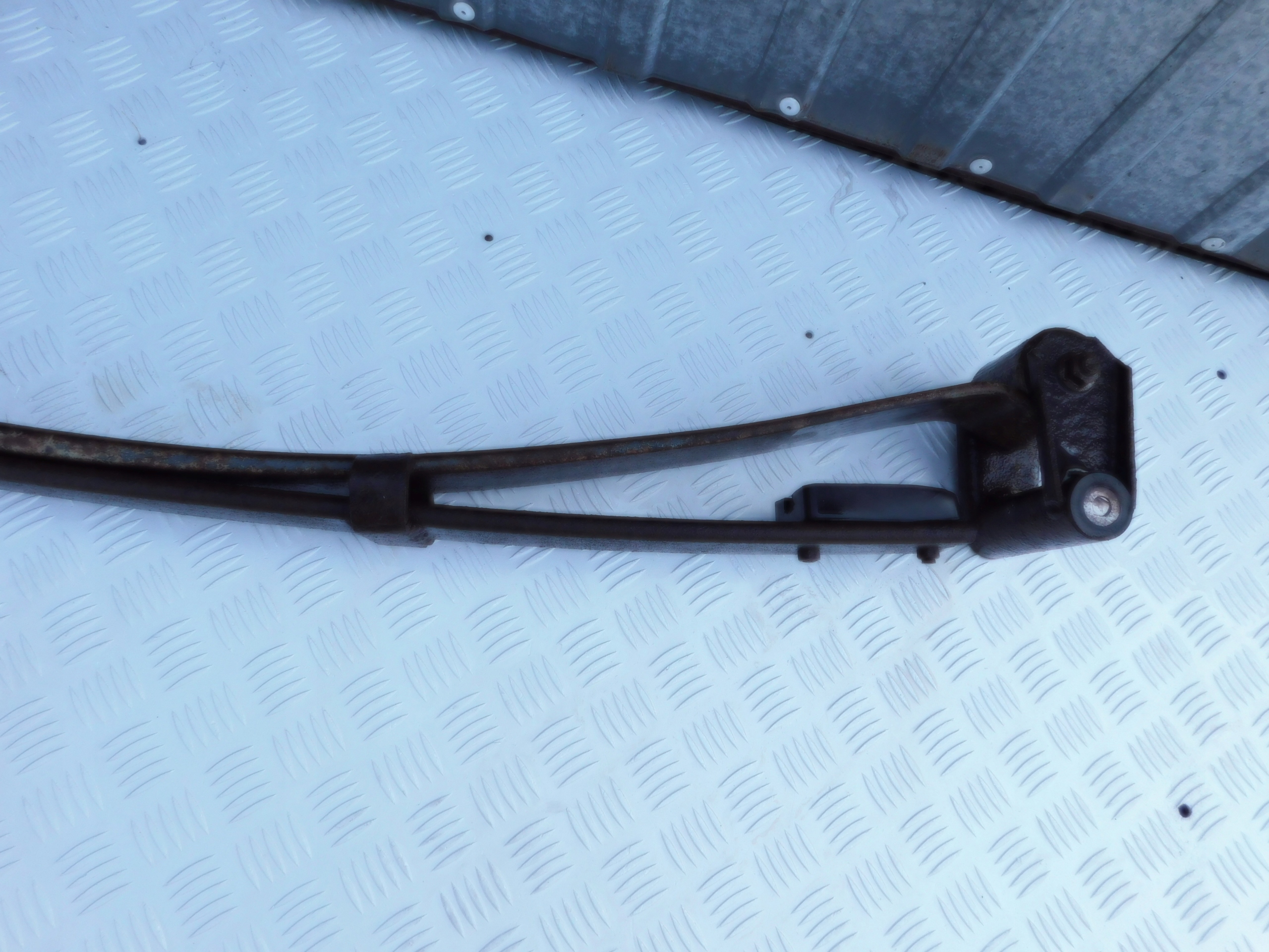 Resor piorowy podwojny posteriore Mercedes Sprinter e VW LT 95-06 Single Originale