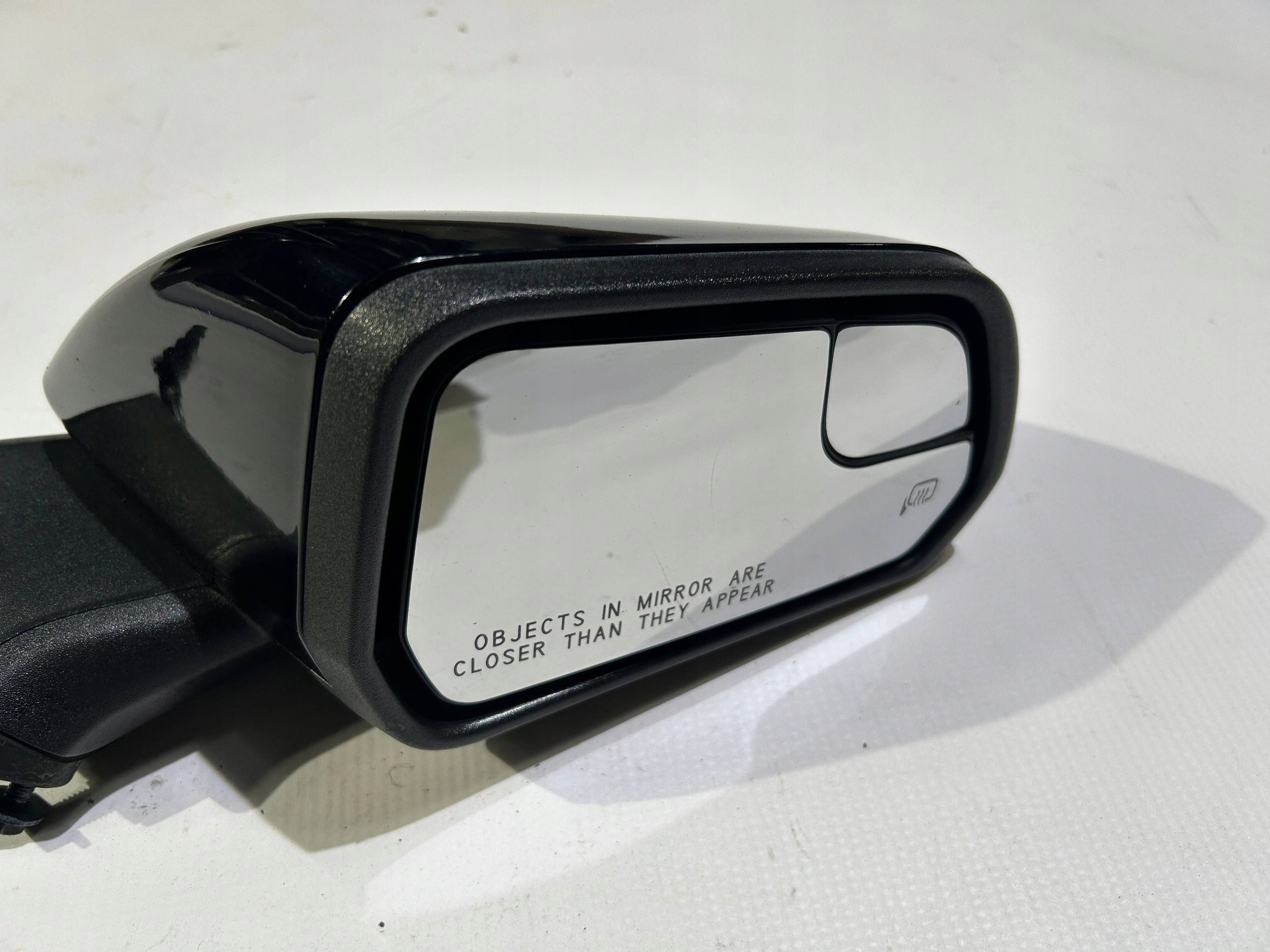 mirror side right indicator 7 PIN Ford Mustang 2015