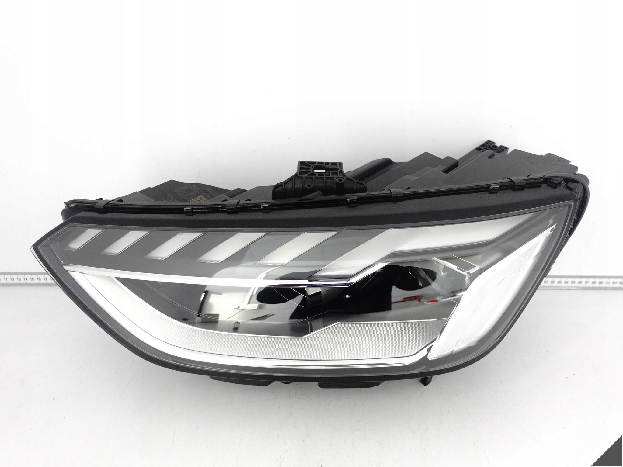 AUDI A4 S4 B9 8W0 LIFT 19-24 light FULL LED left front EUROPA *033D* +module