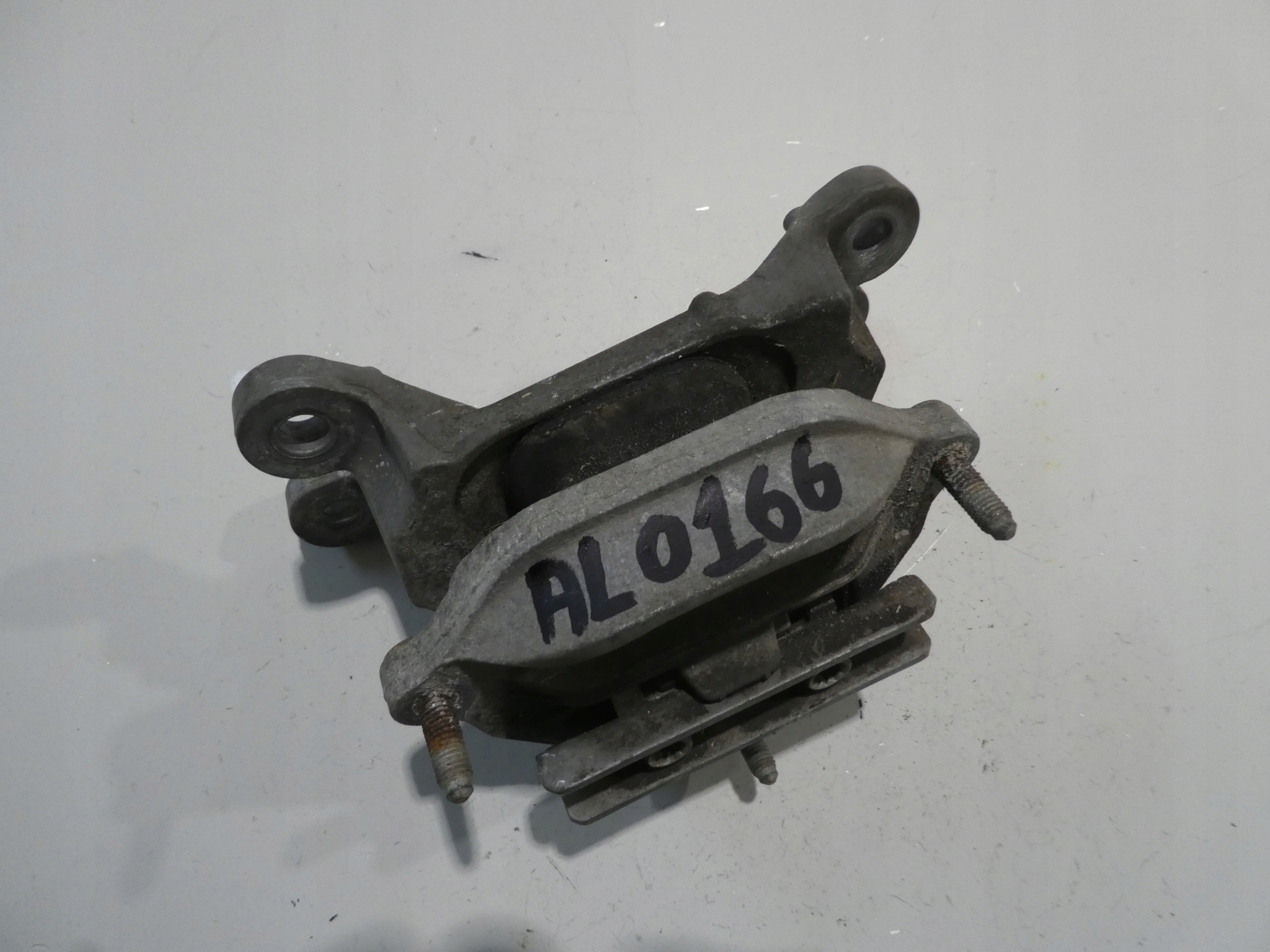 holder gearbox mounting AUDI A4 A5 8K0399115R