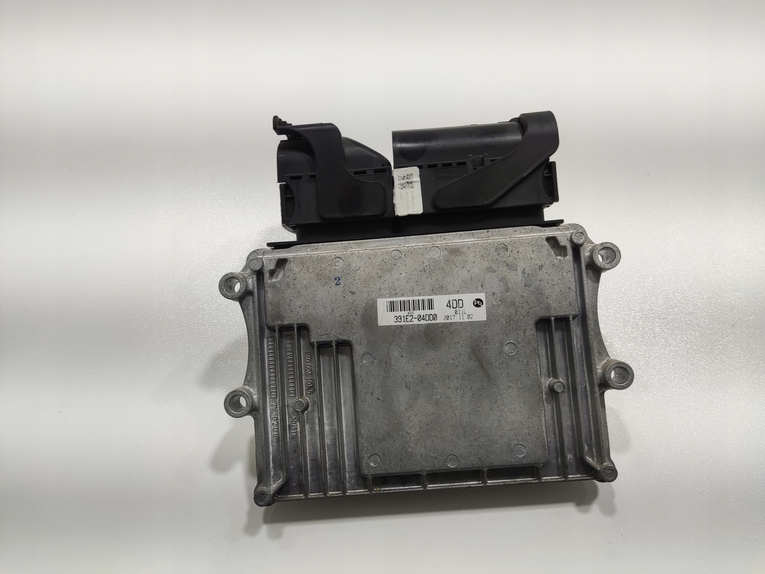 computer control unit of the engine KIA CEED II 1.0 T-GDI 391F2-04DD0 2012-2018