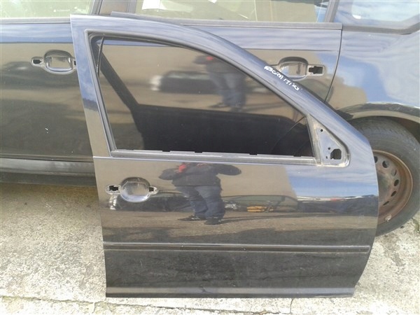 DRZWI PRAWE PRZEDNIE PRAWY PRZÓD VW BORA