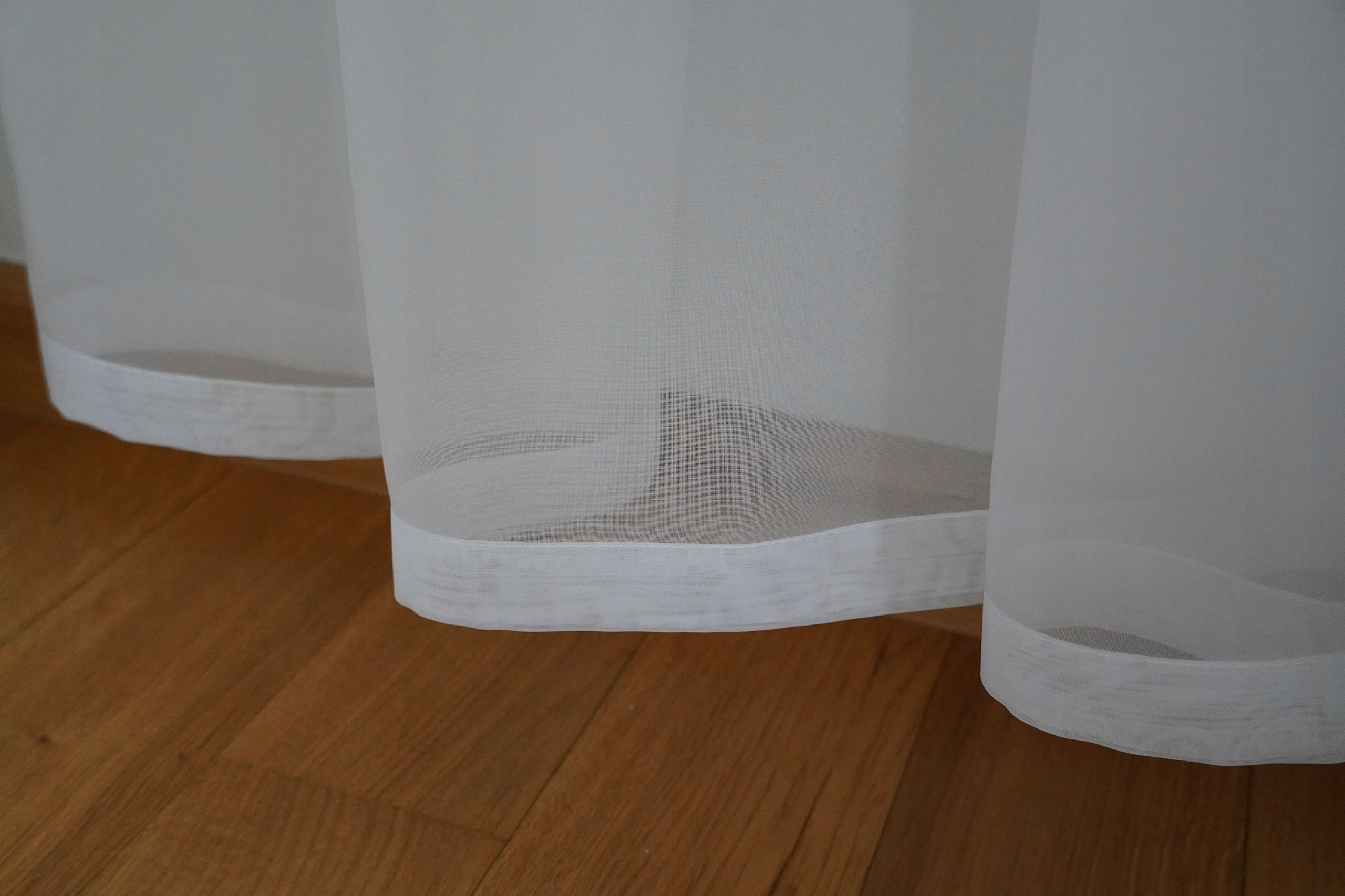 Mg Záclona Voál bílý lem 200x250cm s páskou