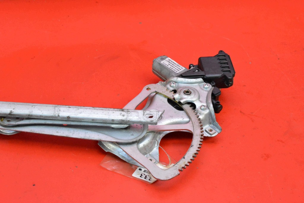 window regulator right front EU 85710-02470 TOYOTA COROLLA XI E18 13-19