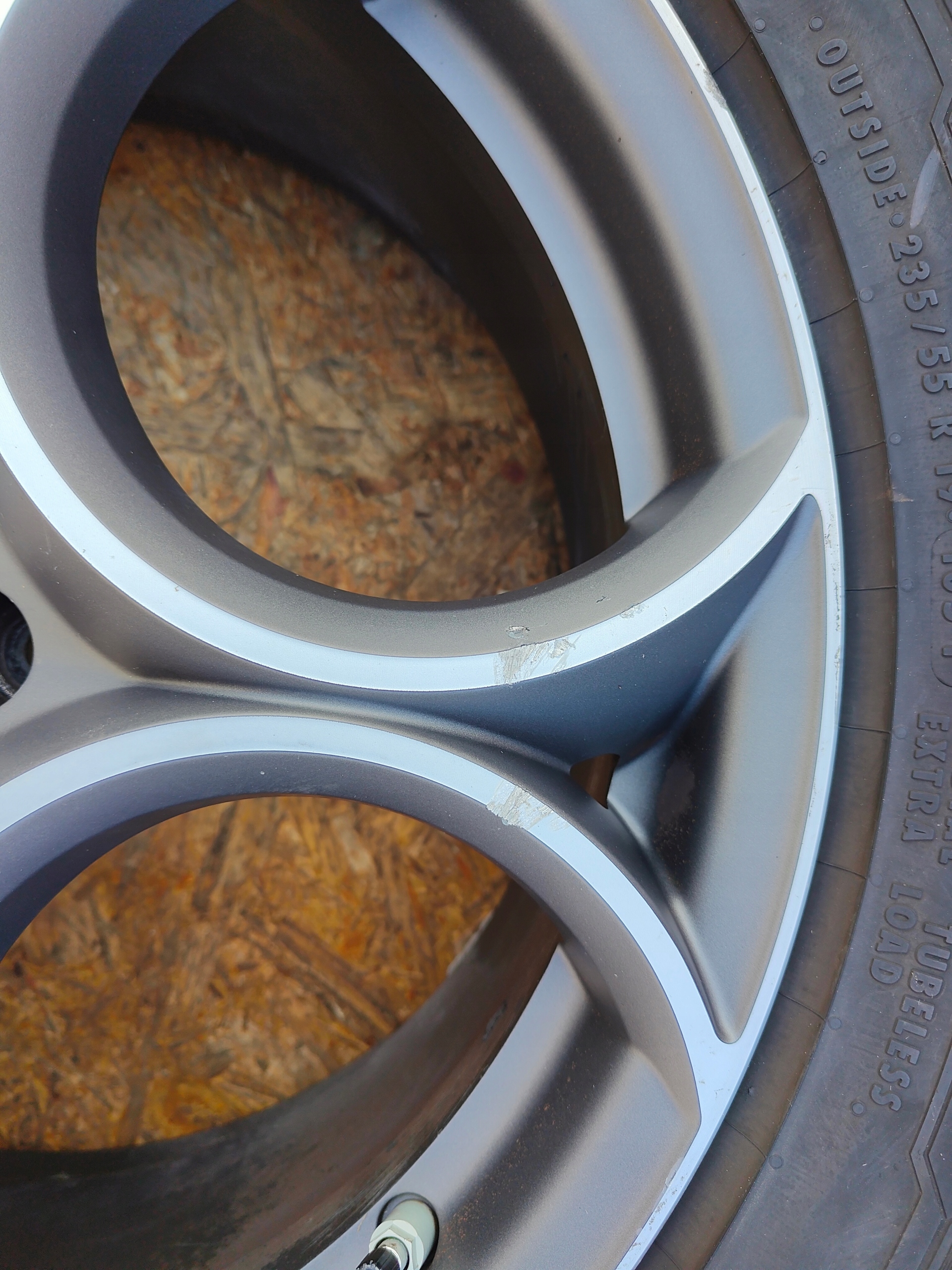 KOŁA FELGI ALFA ROMEO STELVIO BARUM BRAVURIS 5 235 55 R19 2022 !!! Profil opony 55