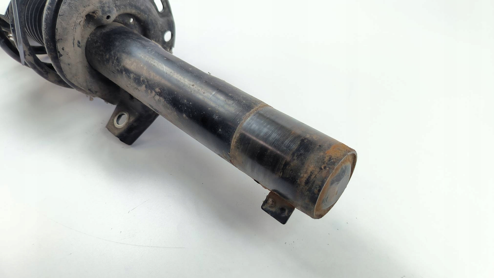 shock absorber right front 5N0413031AS AUDI Q3 and 8U LIFT