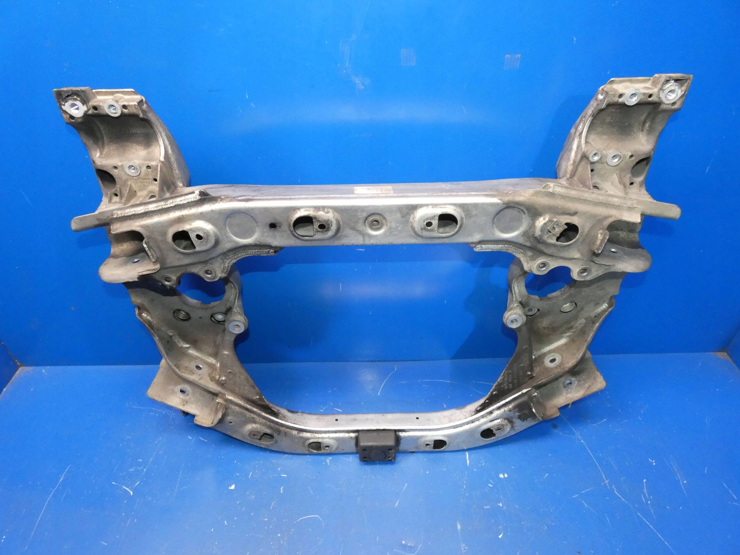 Mercedes-Benz S W222 3.0 CDI axle beam suspension beam front front