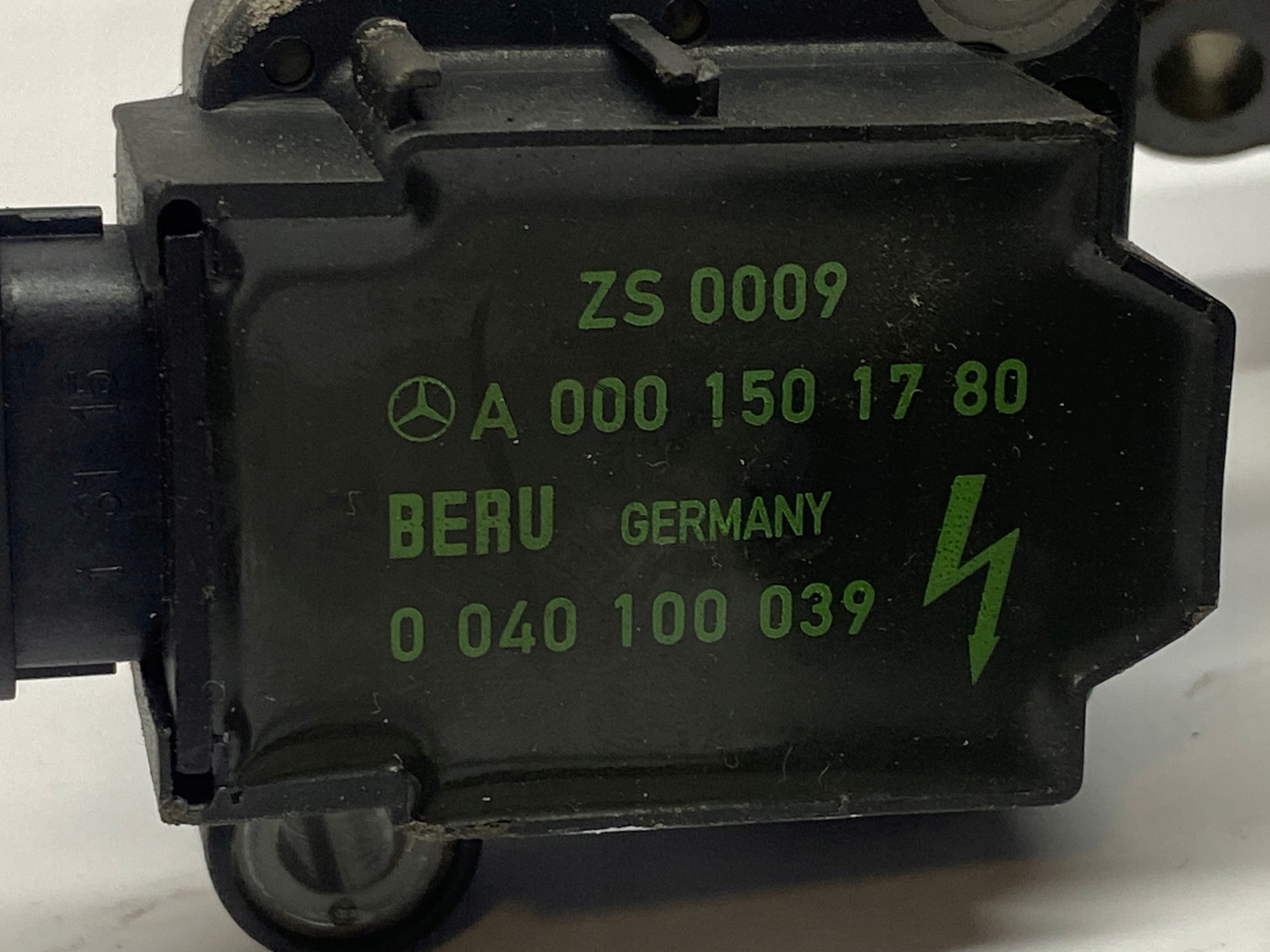 MERCEDES 2.0 K coil ignition A0001501780