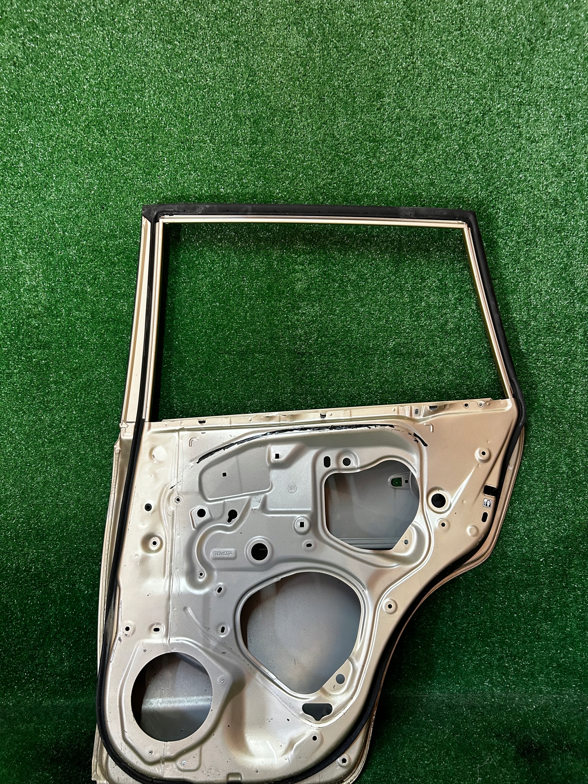 Tür heck hinten rechts TOYOTA RAV4 III
