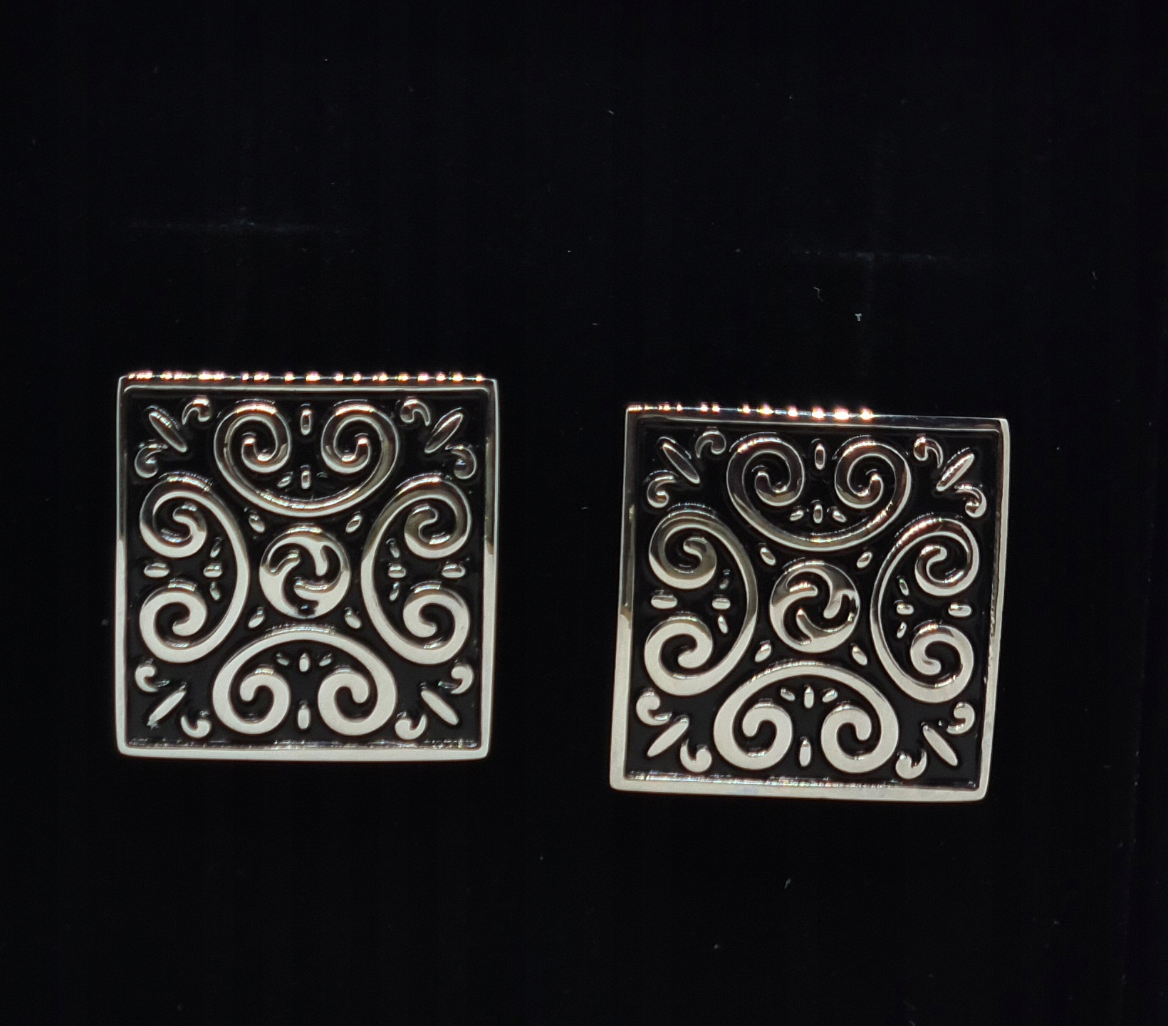 Spinki do mankietów wzór srebrne kwadraty Marka Inna marka