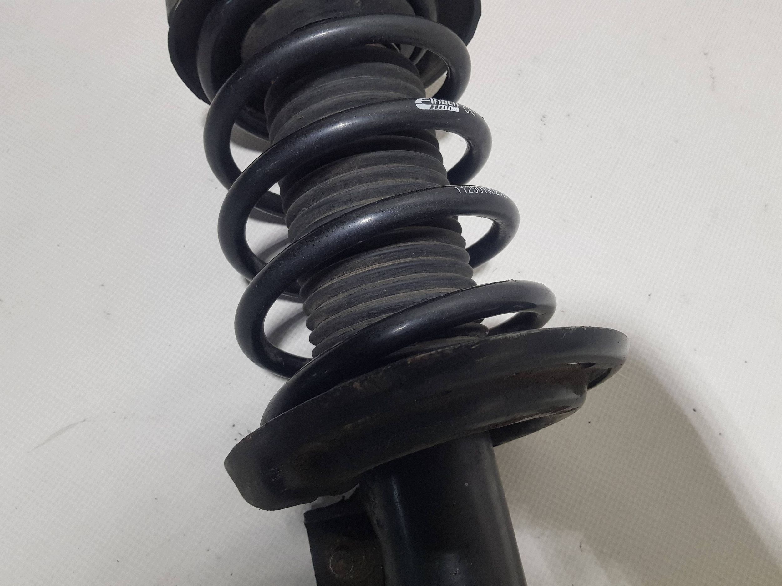 shock absorber EDC front front right Mercedes C W204 A2043209438