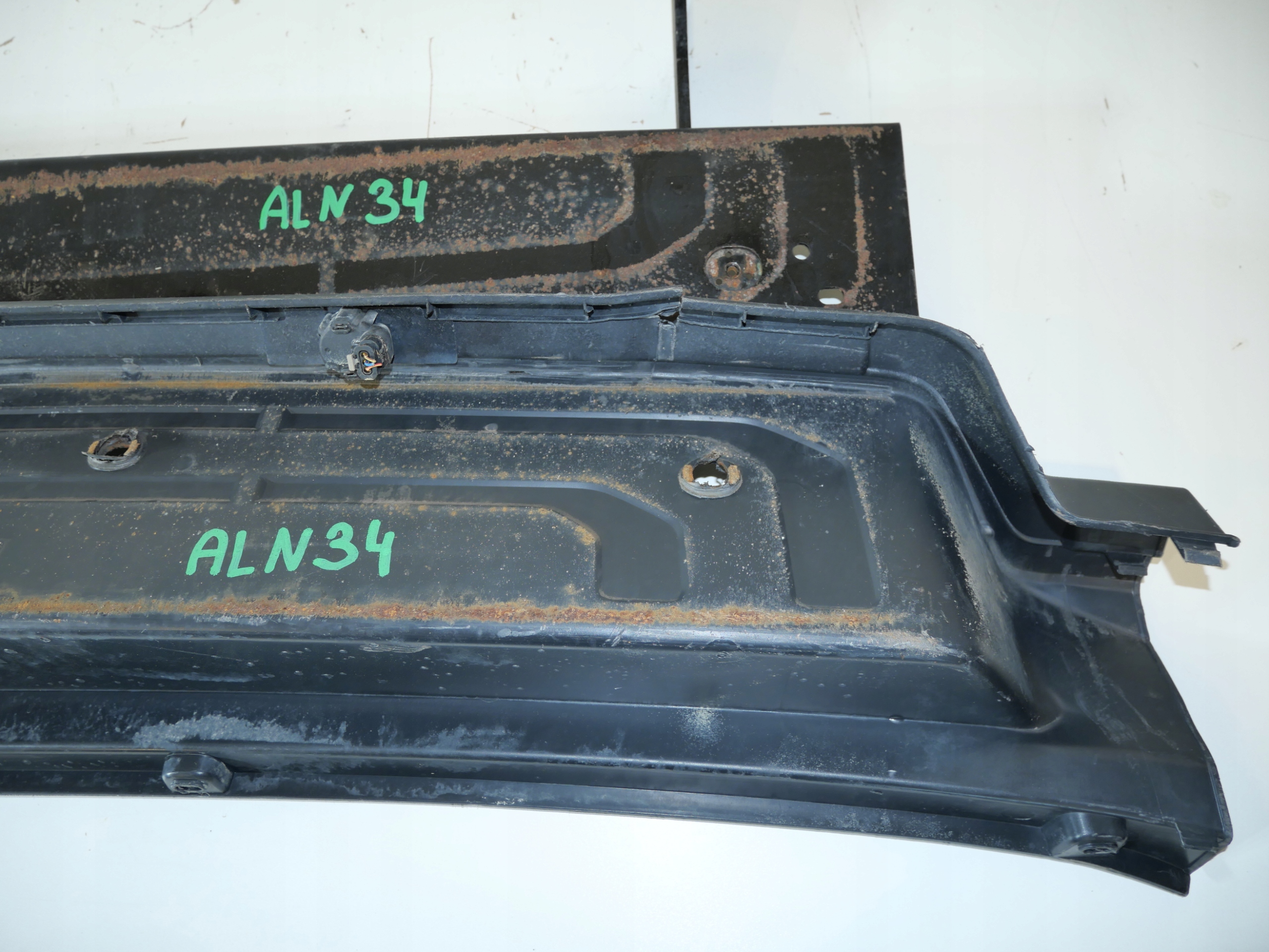 VW CRAFTER II MAN TGE STOPIEN threshold rear rear part 7C0804665F PDC