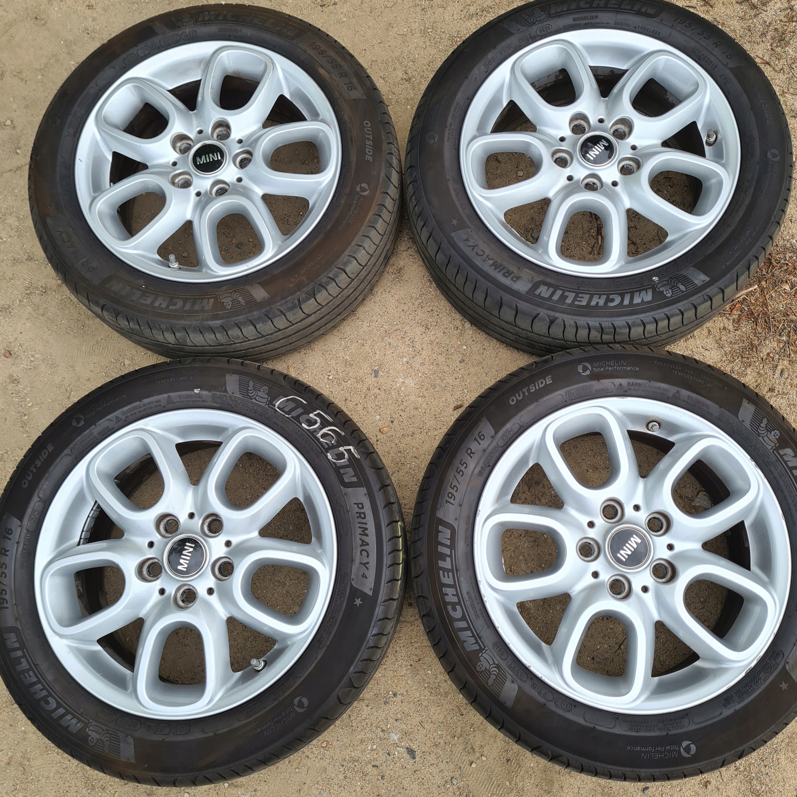 ЛІТО MINI COOPER УАН КУПЕ F55 F56 F57 195/55 R16