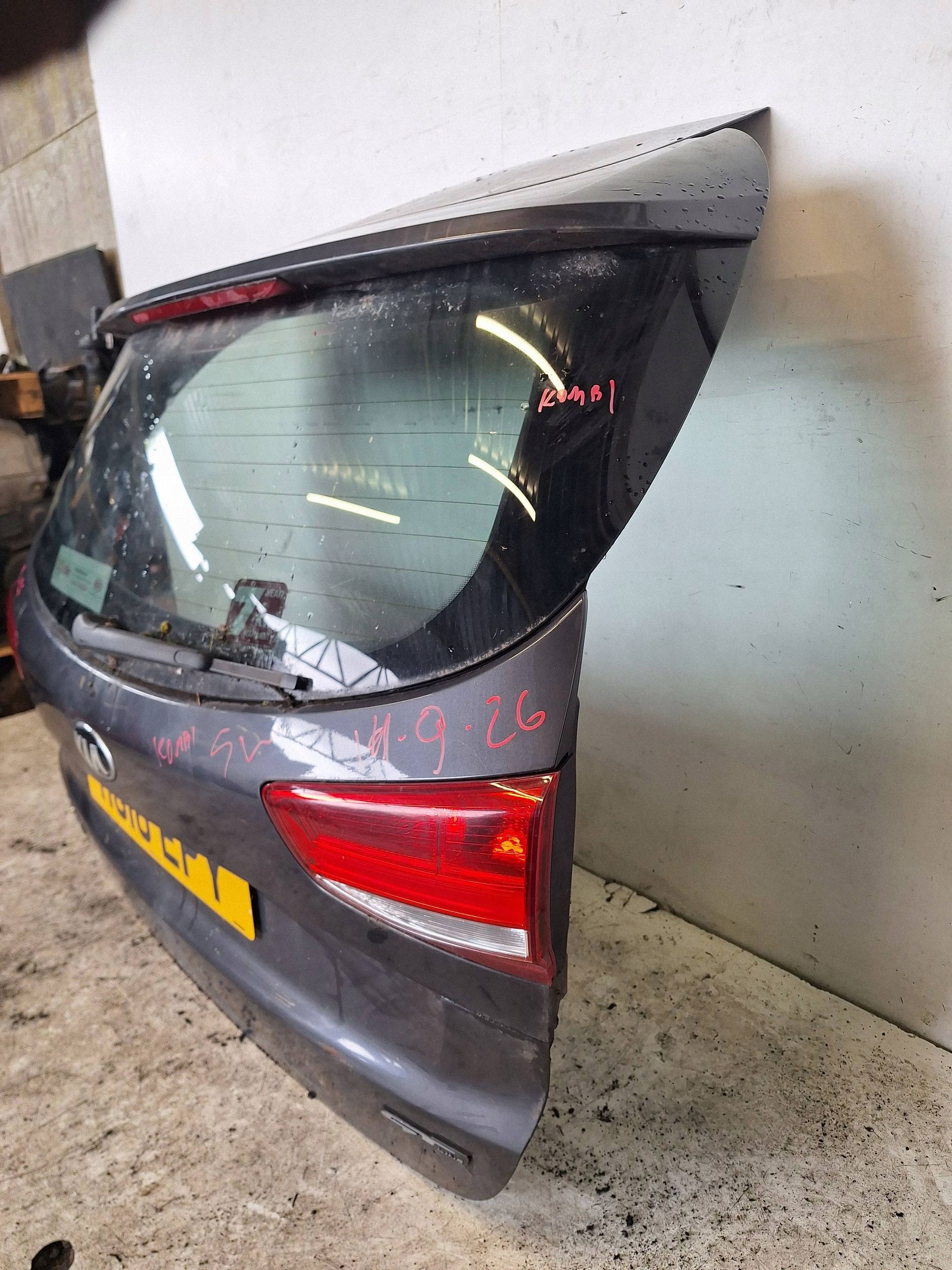 KIA CEED II KOMBI 12-17 heckklappe kofferraumdeckel + KAMERA