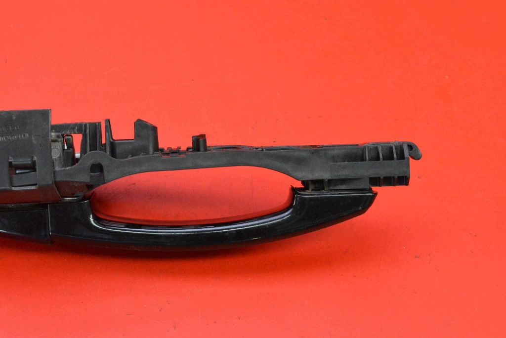 handle left front front Z20R OPEL ASTRA 4 IV J 5D HB 09-12