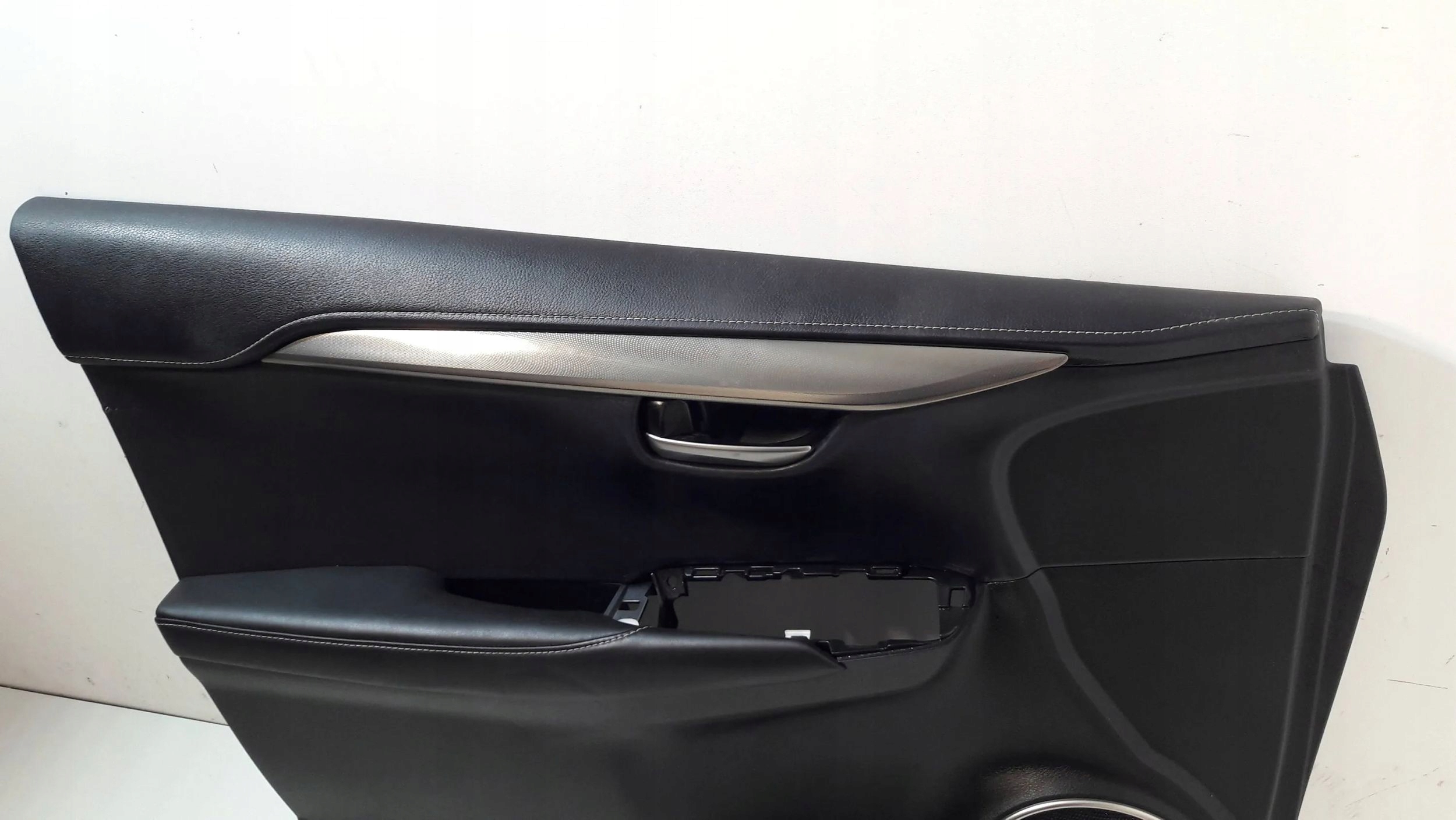 Lexus NX side door front left 67602-X1B15 lift 2016 - (ET27)