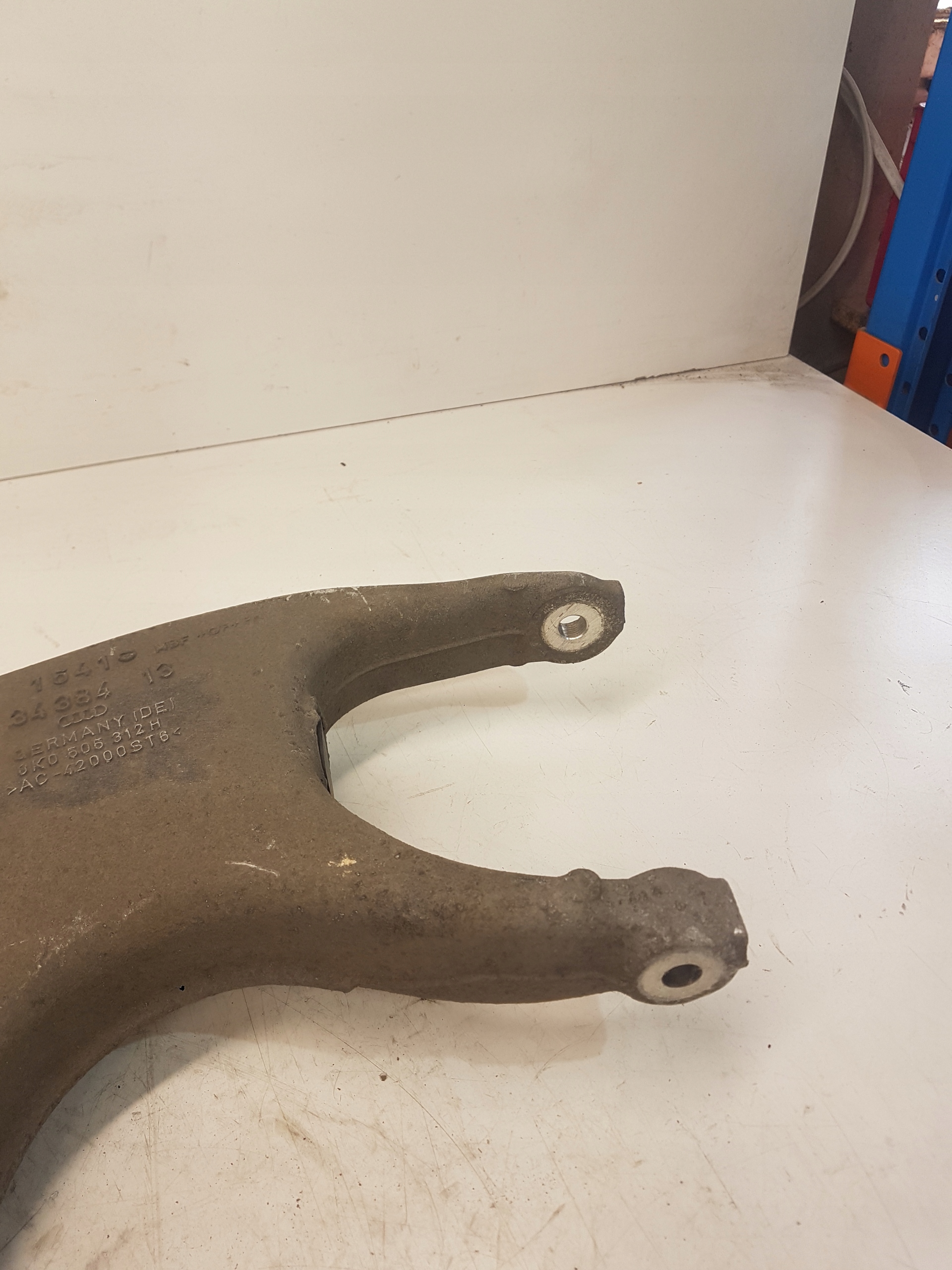 Querlenker rechts heck unterer AUDI A4 B8 A5 8K0505312H