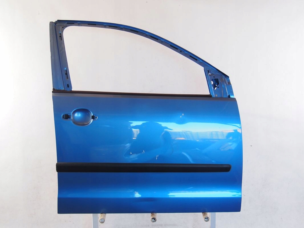 Volkswagen Polo 5D door right front front VW 6Q0
