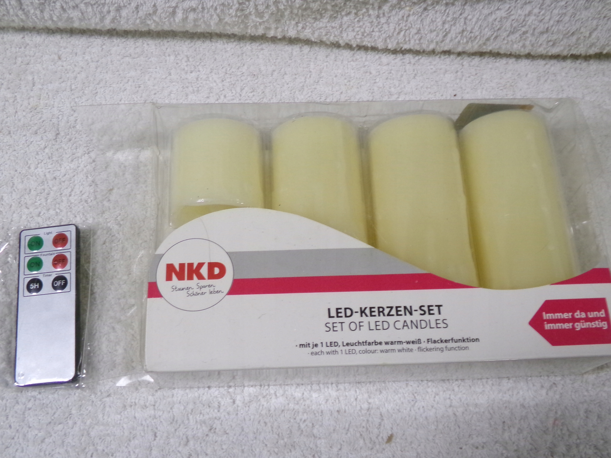 Zestaw świec LED marki NKD z pilotem