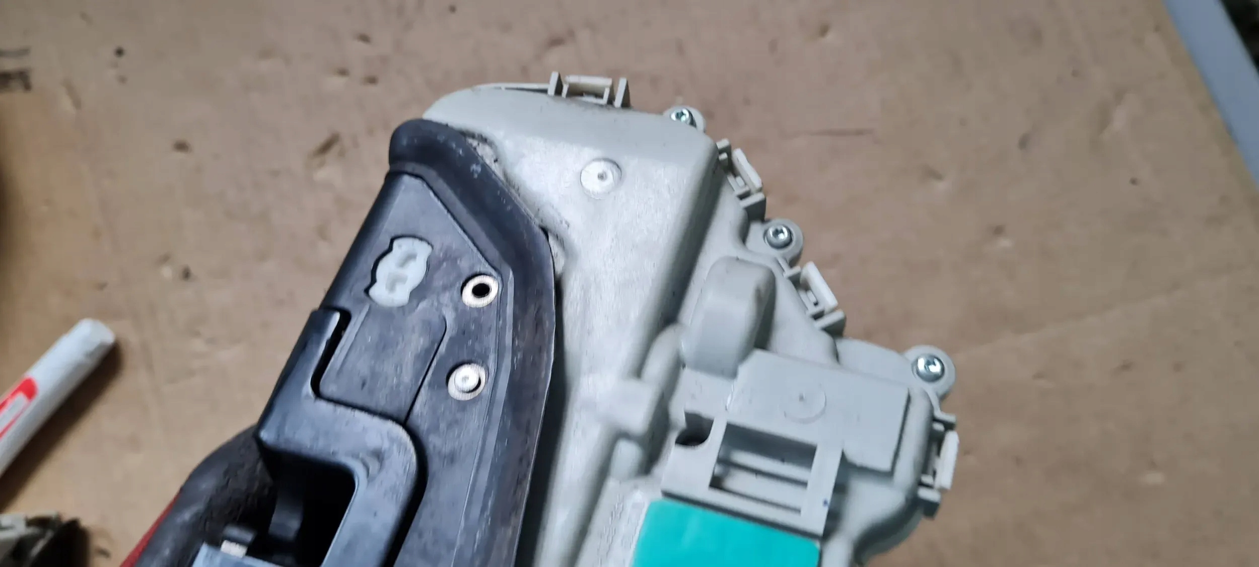 A6 C7 4G lock door left front 8J1837015D 6 PIN A7 4G A4 B8 A5
