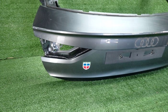 AUDI Q3 II 83A SPORTBACK 18- boot doors rear part