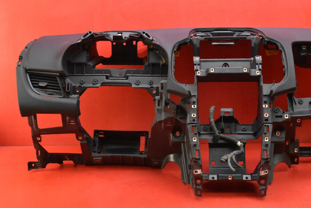 dashboard instrument panel console cockpit airbag EU OPEL ZAFIRA C 12-16