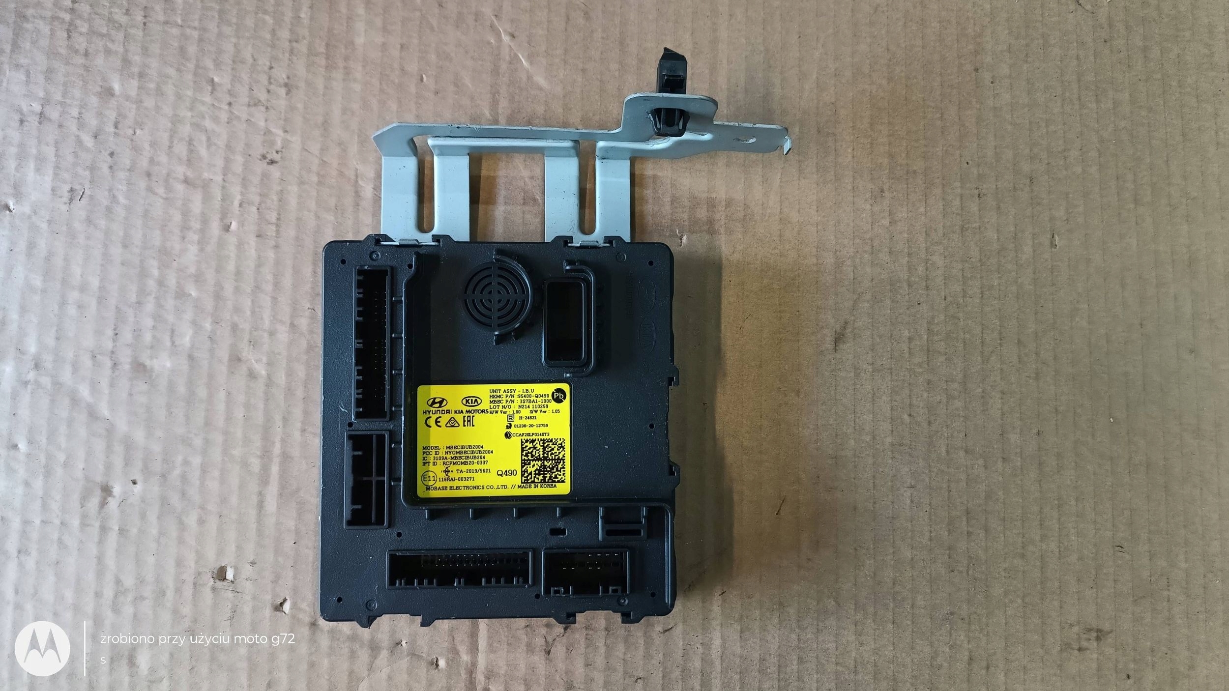control unit module BCM 95400-Q0490 HYUNDAI BAYON 2021