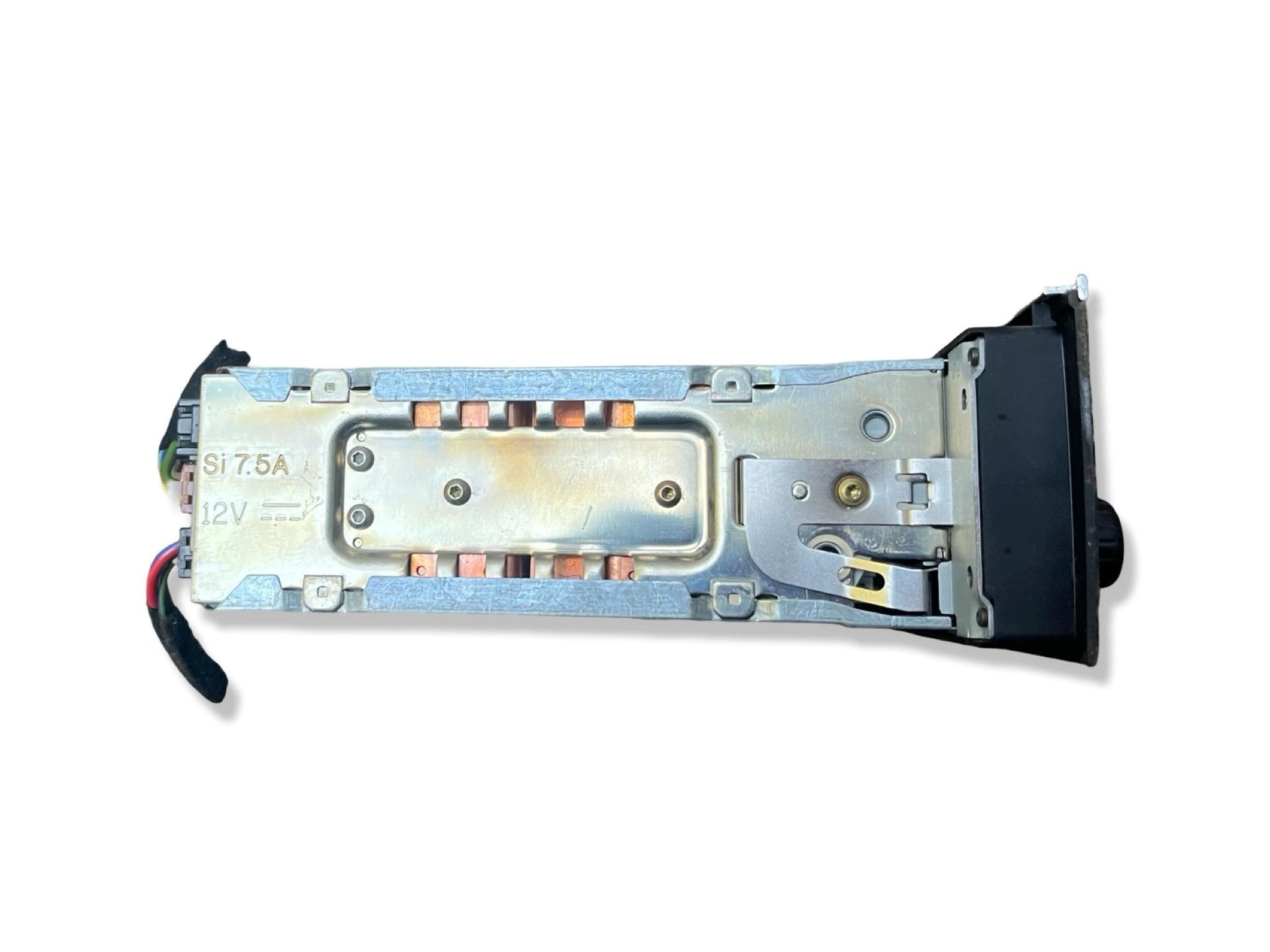 Radio auto Audi A4 B6 2002 8E0035186