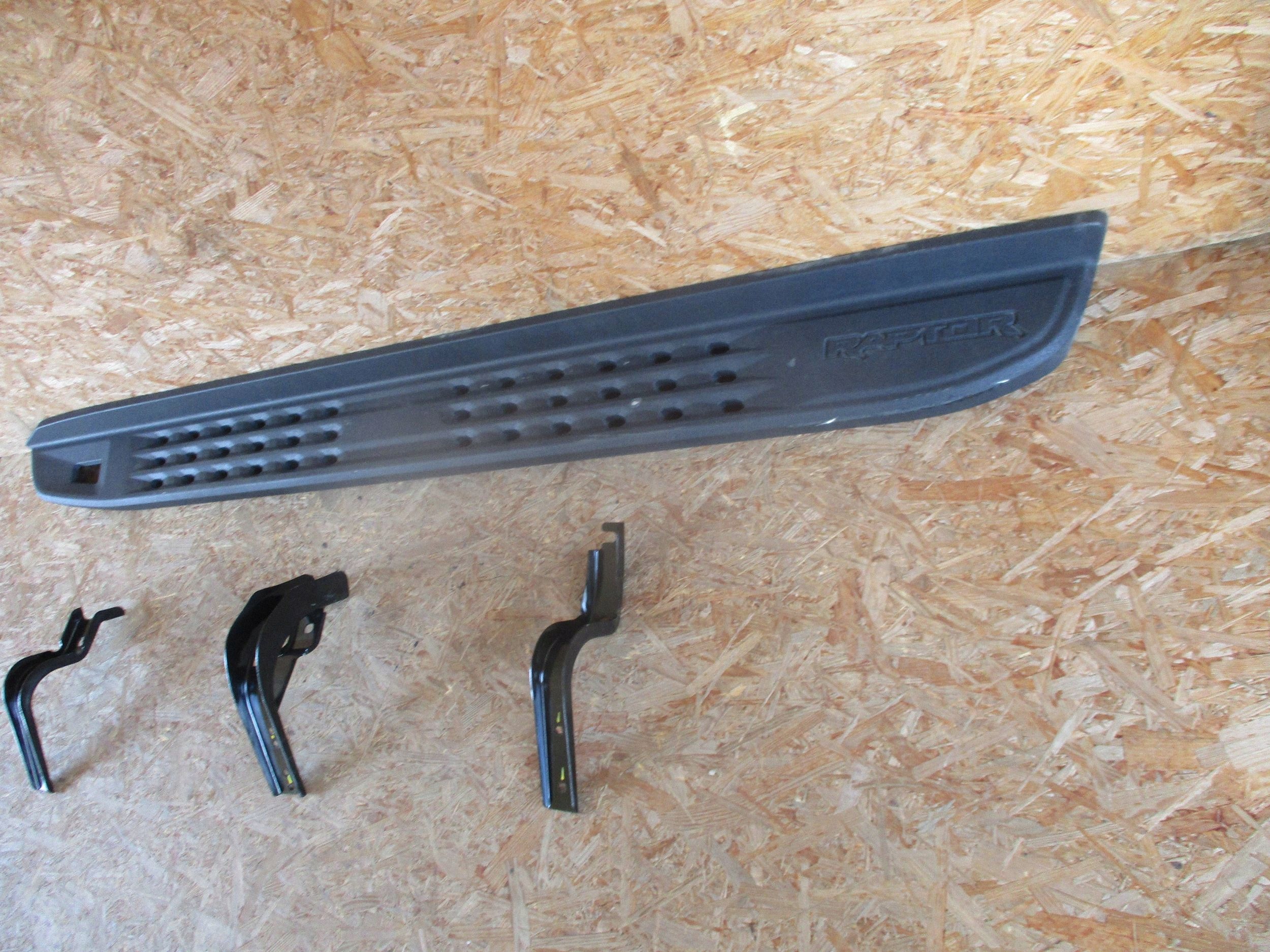 FORD RANGER RAPTOR küszöb STOPIEN bal 20