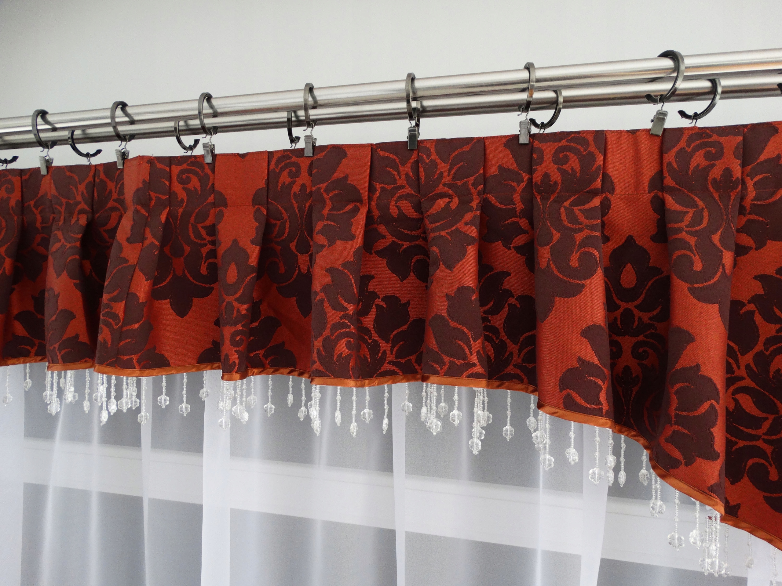 Mg Lambrekýn Ornament cihla korálky karn 170 cm