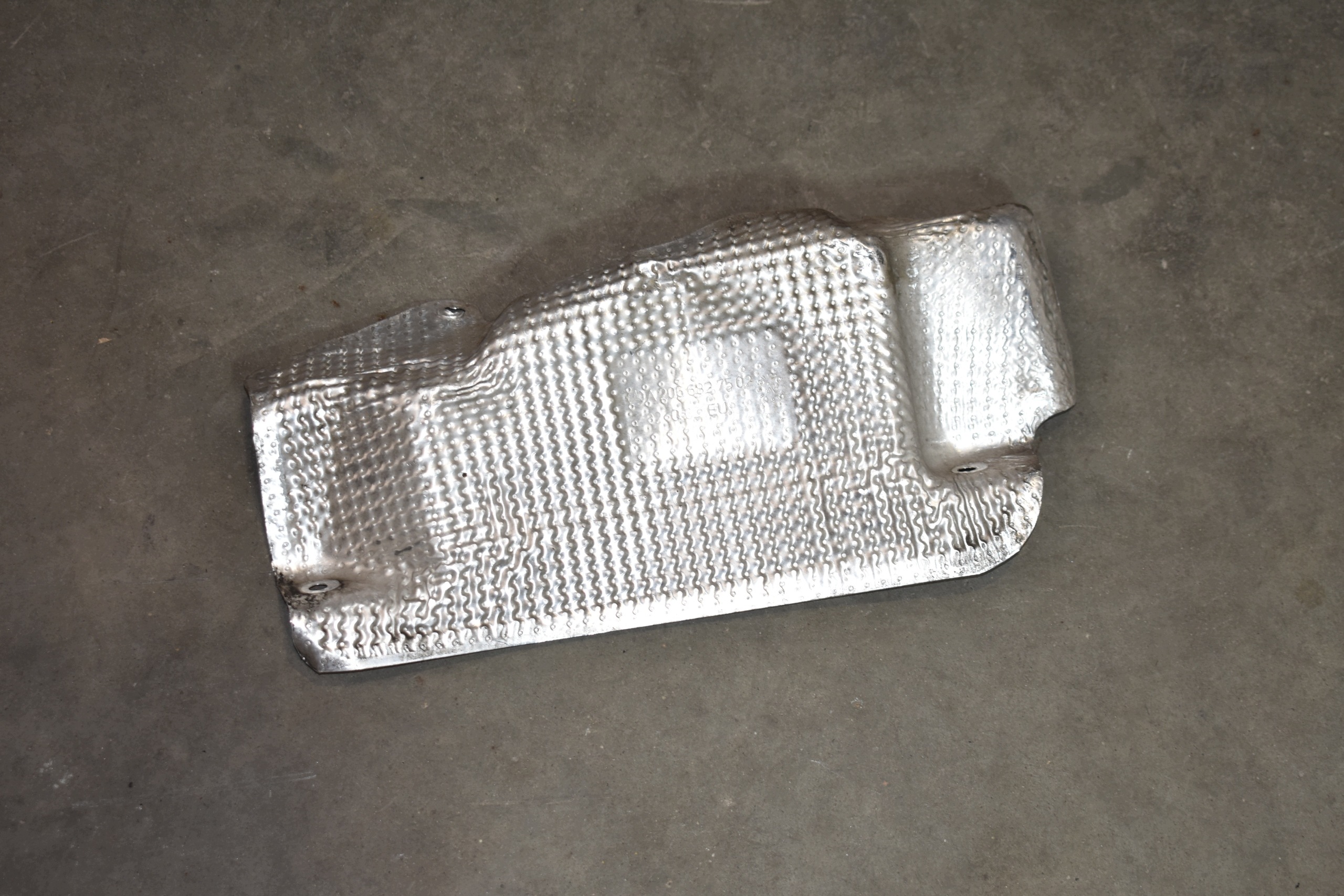 IDEALNA Blende Abdeckung TERMICZNA MERCEDES W206 1