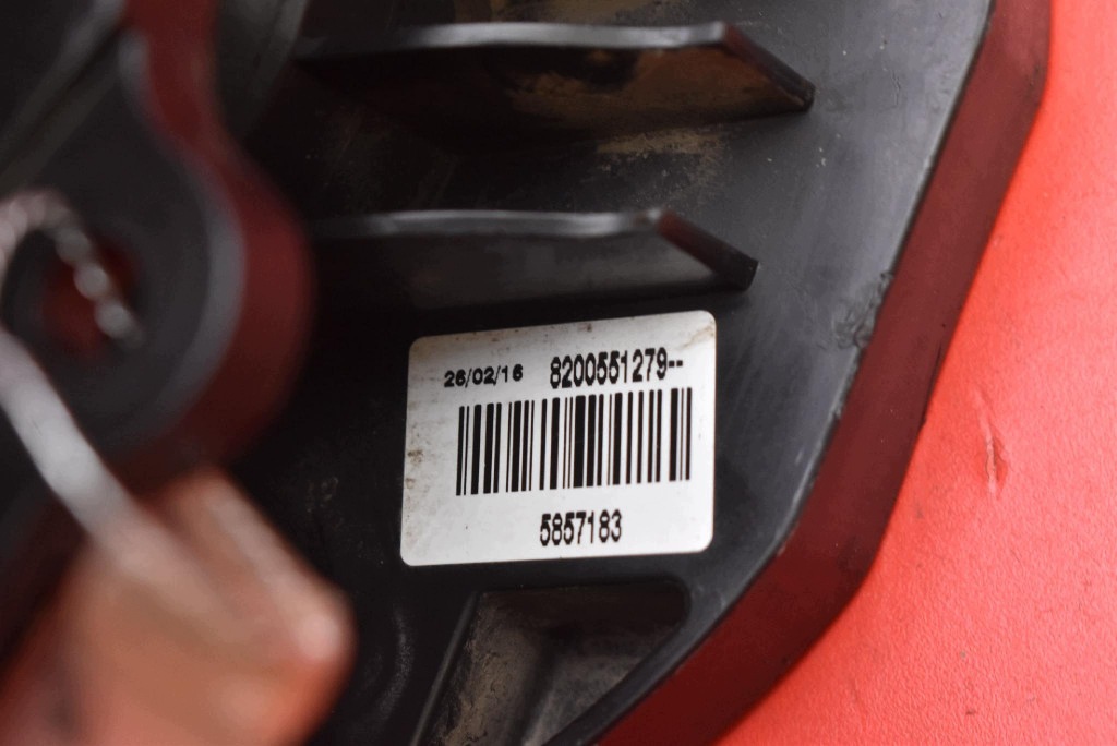 Support plaque Roues de la roue de secours 8200269378 RENAULT CLIO 4 IV 12-20