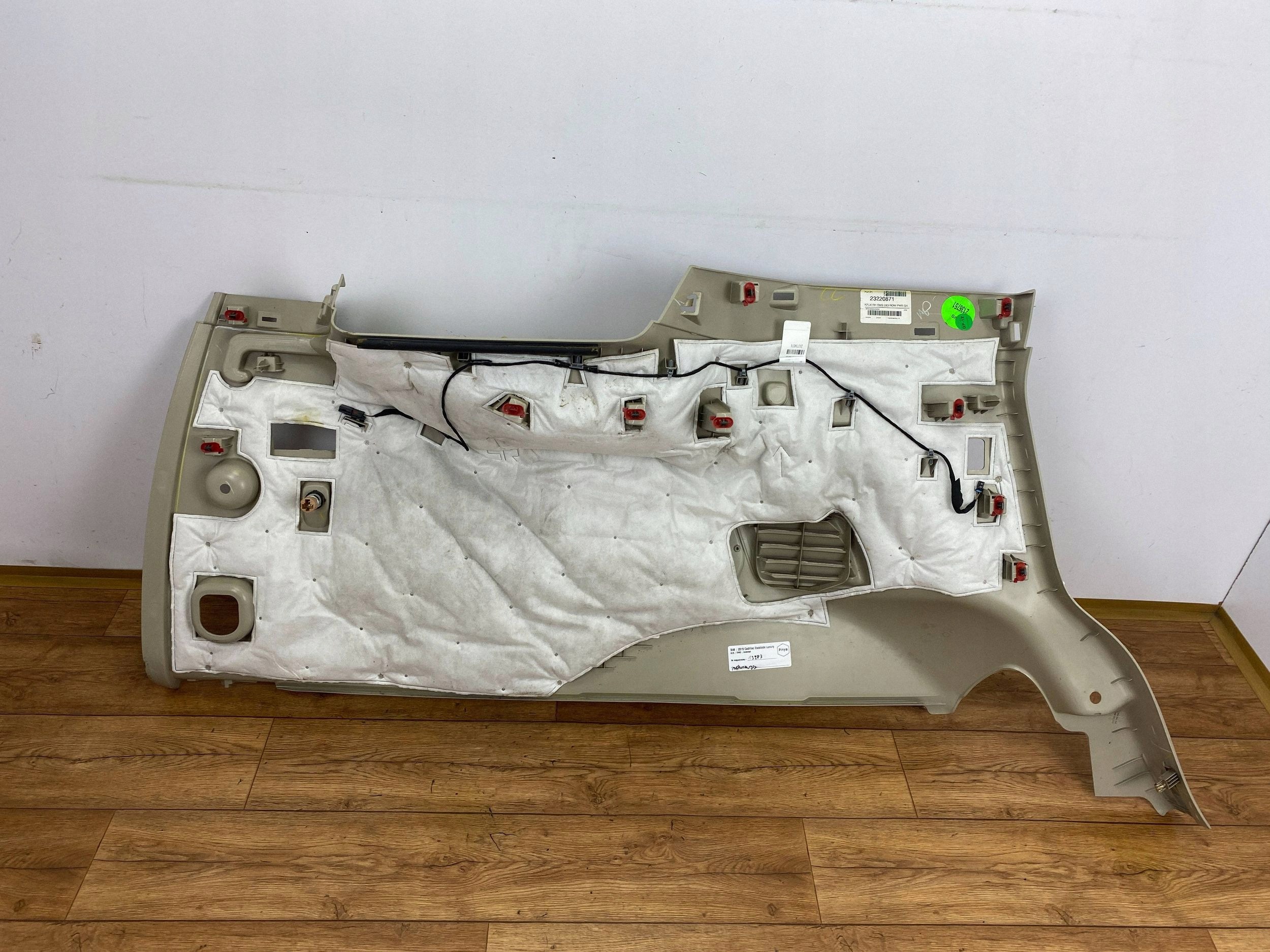 upholstery side boot right side rear part Cadillac Escalade IV 2015+