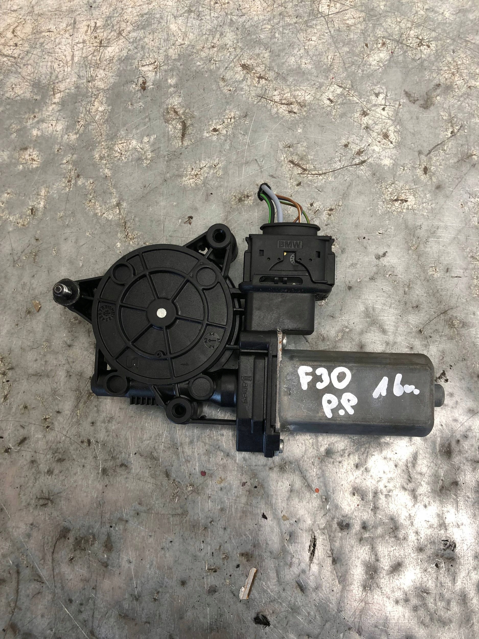 mini motor windows right front BMW F30 5000158